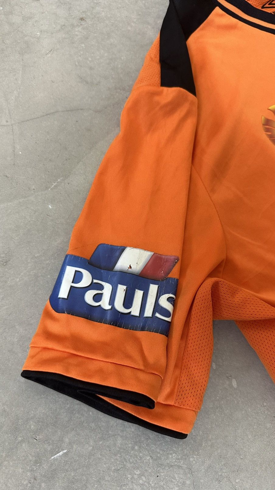 Umbro UMBRO BRISBANE ROAR FC 2015-16 HOME JERSEY Size US XL / EU 56 / 4 - 7 Thumbnail