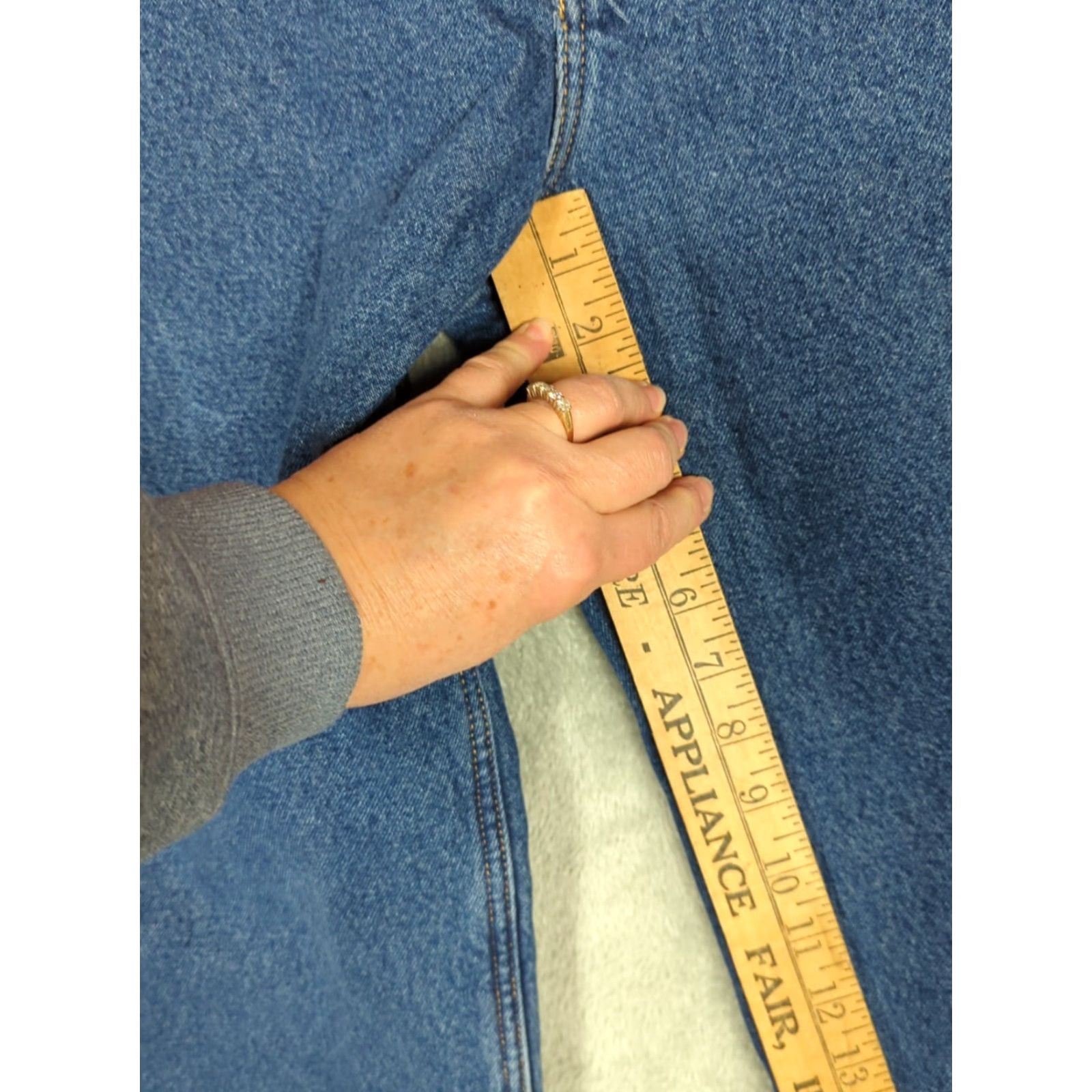 Carhartt VINTAGE Carhartt Jeans 5-Pocket Zip Blue Lined Fleece Relaxed Fit Men's W35 L32 Denim Cotton Modern Size US 35 - 7 Thumbnail