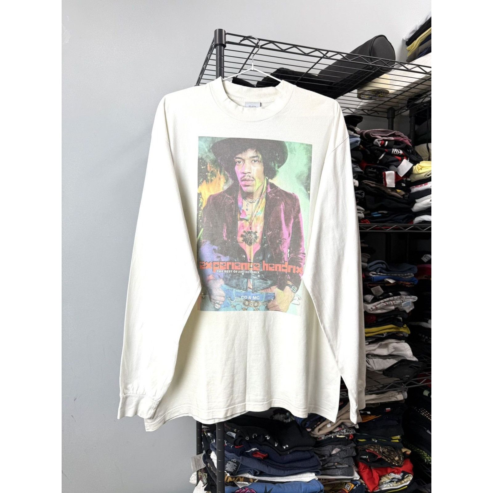 Jimi Hendrix 💥 Rare! 1990’s Vintage Jimi Hendrix Longsleeve Big Print Size US XL / EU 56 / 4 - 1 Thumbnail