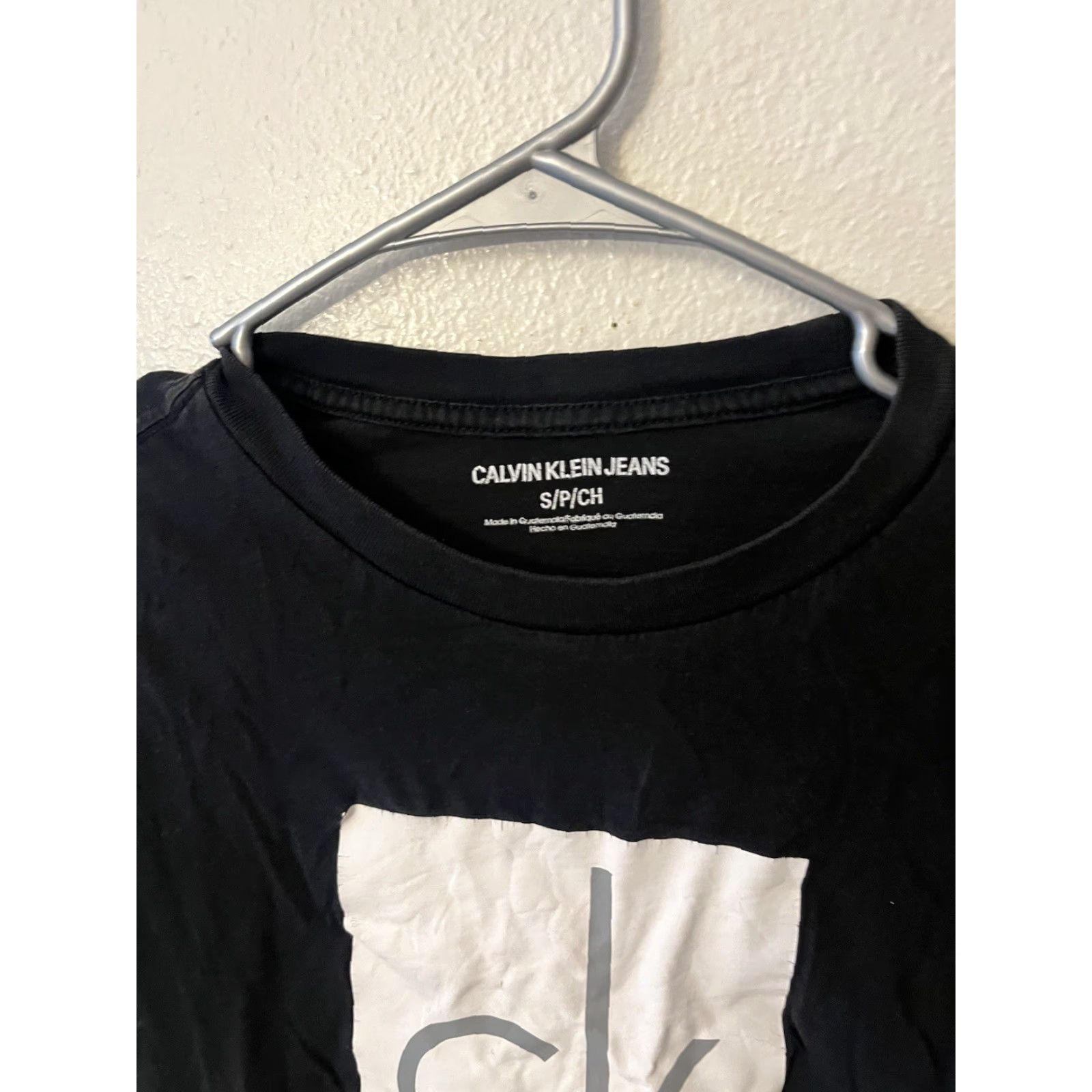 Calvin Klein Calvin Klein T-Shirt Men Short Sleeve Graphic Logo Black Small / S / Mens Size US 29 - 2 Thumbnail