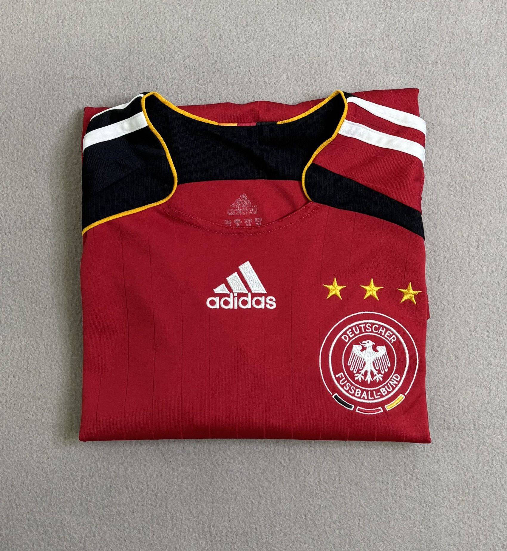 Adidas Germany 2006 Adidas Football Jersey Size M Size US M / EU 48-50 / 2 - 15 Thumbnail