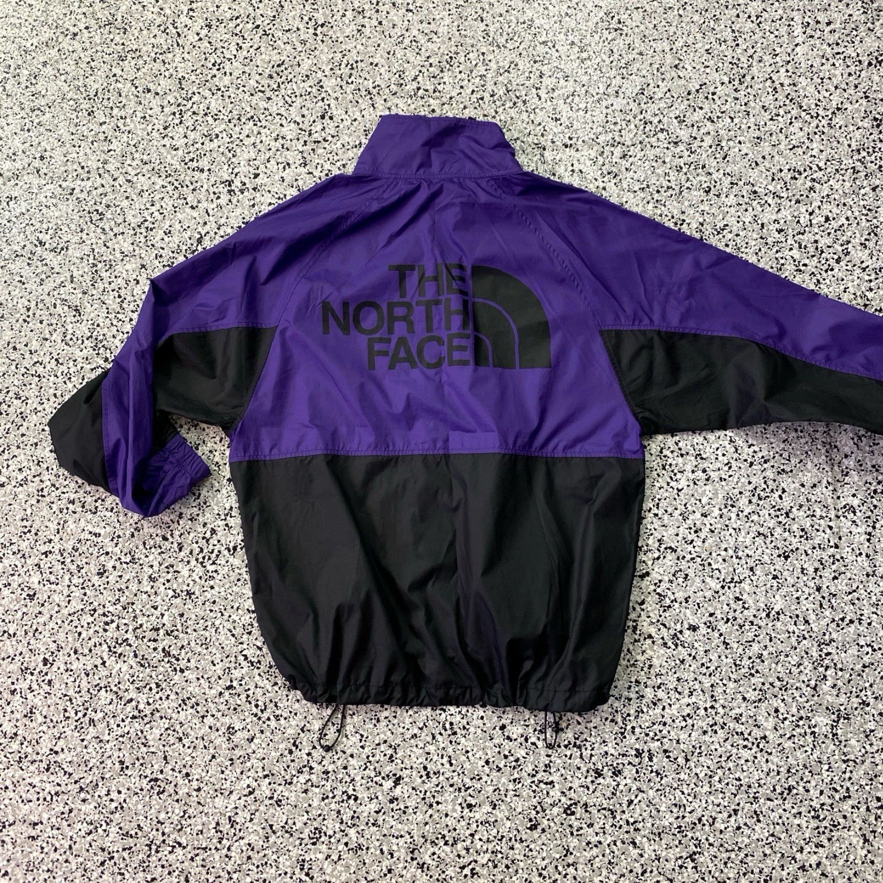 The North Face The North Face Windbreaker Jacket Purple Full Zip Women’s Medium - Lightweight, Water-Resistant, Zipper Pockets, Regular Fit Size M / US 6-8 / IT 42-44 - 5 Thumbnail