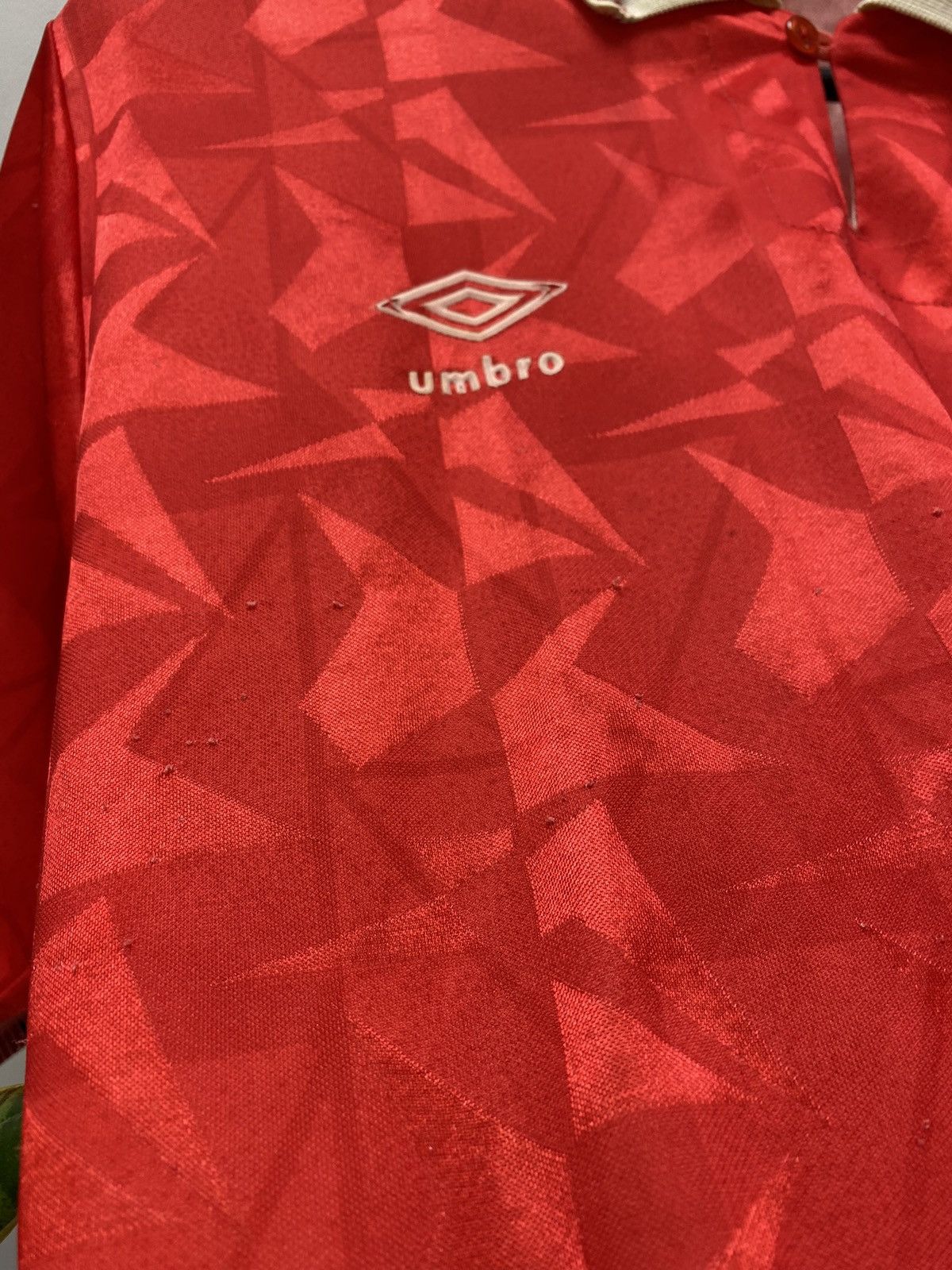 Umbro × Vintage Vintage 90s Notthingham Forest 1990-1992 Home Jersey Size US M / EU 48-50 / 2 - 11 Thumbnail
