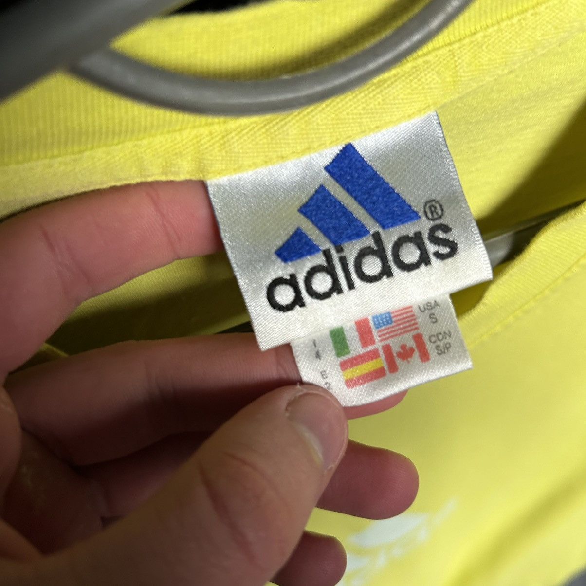 Adidas Vintage Adidas Big Logo Streetwear 90’s yellow tee size S Size US S / EU 44-46 / 1 - 6 Thumbnail