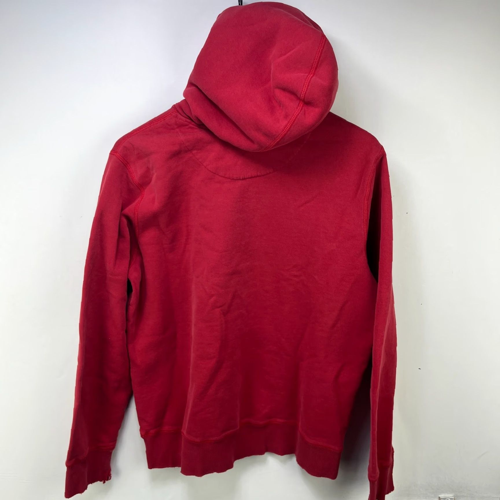 Nike VINTAGE Nike Hoodie Middle Swoosh Large M Red 90s Outdoor Pullover Hooded Men Boy? Size US M / EU 48-50 / 2 - 7 Thumbnail
