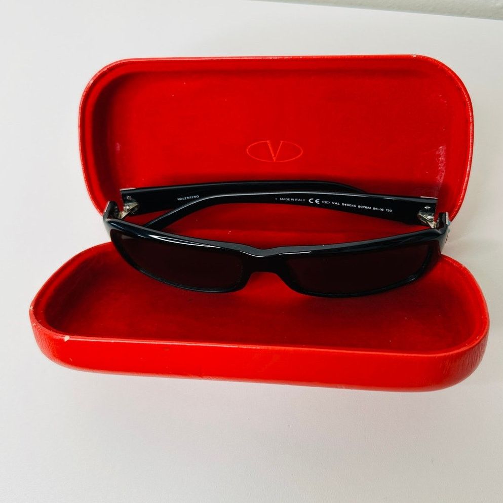 Valentino Valentino Black Sunglasses Silver & Blue Bead Embellishment Size ONE SIZE - 8 Thumbnail