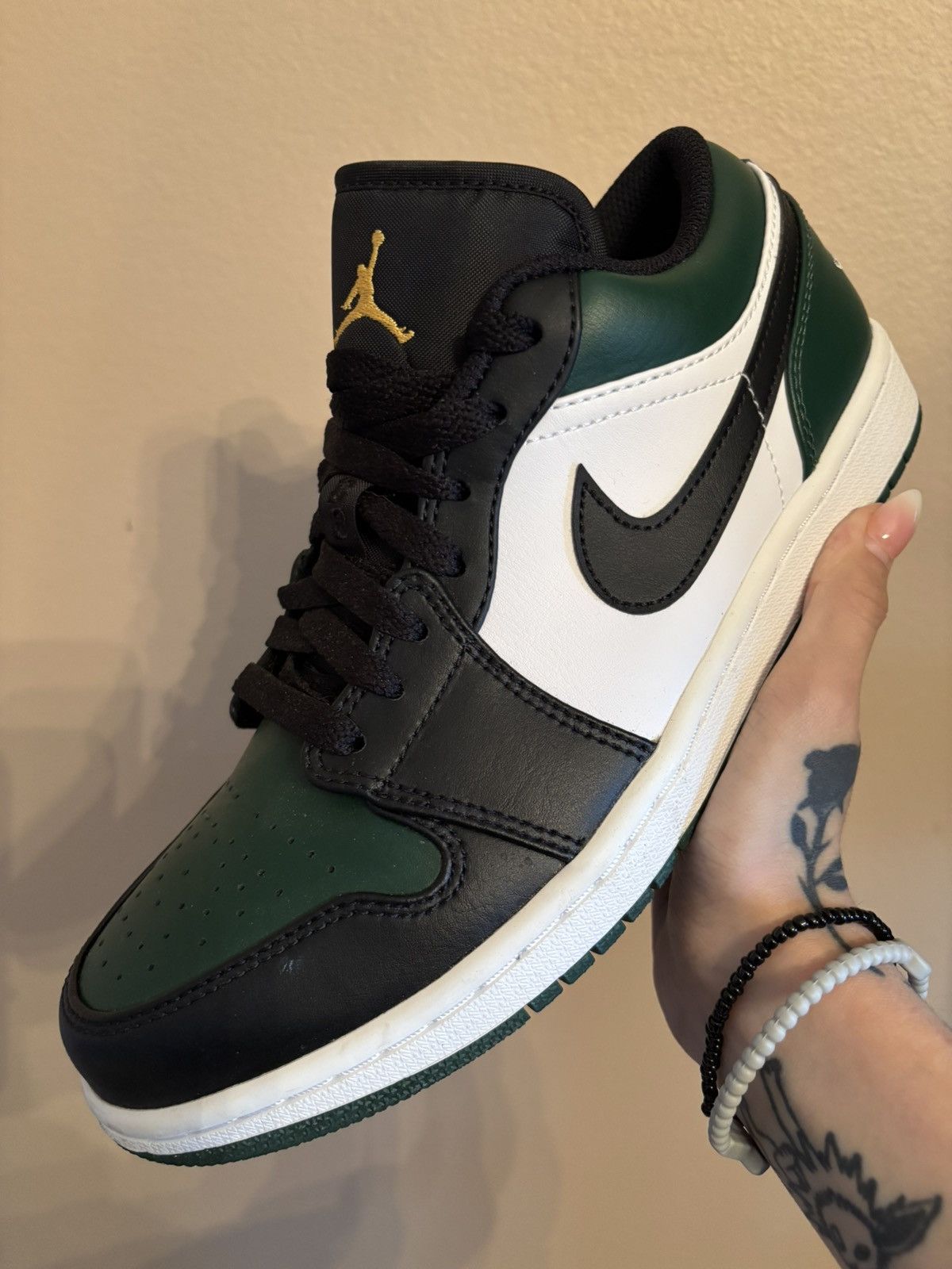 Jordan Brand Air Jordan 1 Low 'Green Toe' Size US 7 / EU 40 - 1 Thumbnail