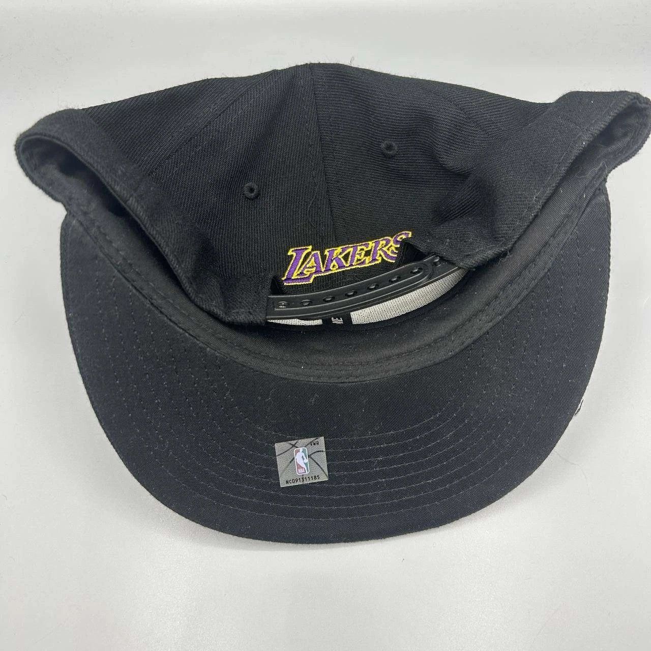 Other Los Angeles LA Lakers Hat Men Black NBA Ultra Game Snap Back Size ONE SIZE - 4 Thumbnail