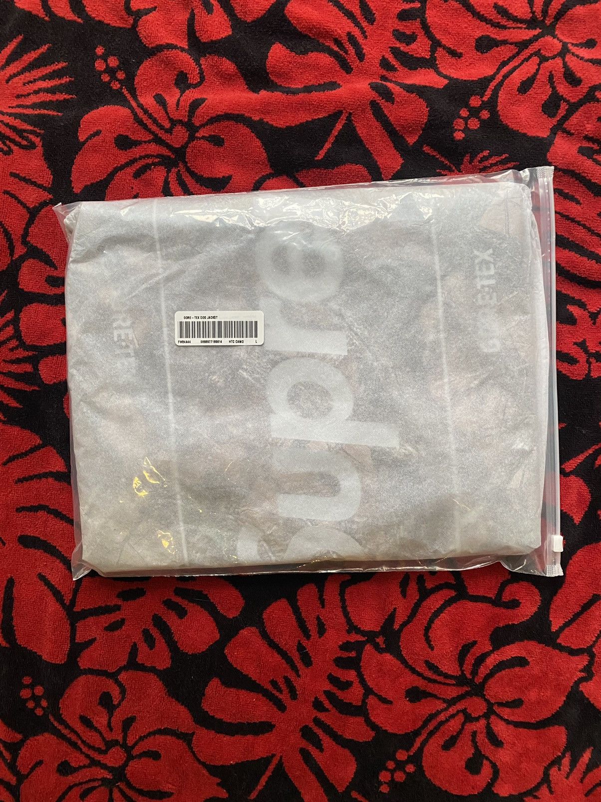 Goretex Supreme Gore-Tex Dog Jacket size Large Size ONE SIZE - 6 Thumbnail