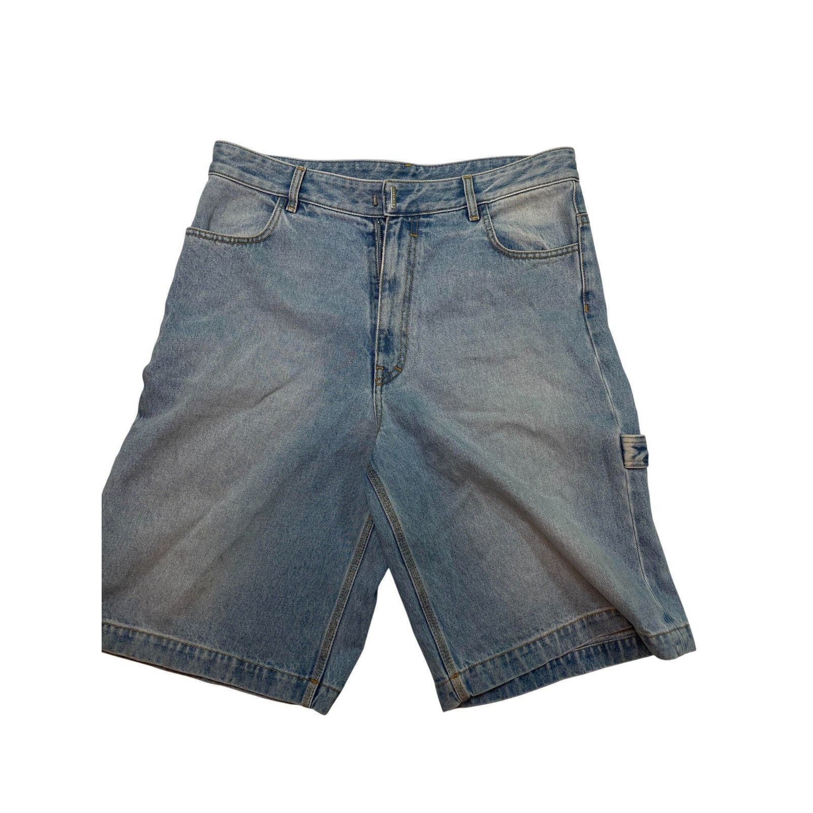 Givenchy Givenchy 'Carpenter' Light Wash Jean Shorts Size 32" / US 10 / IT 46 - 1 Thumbnail