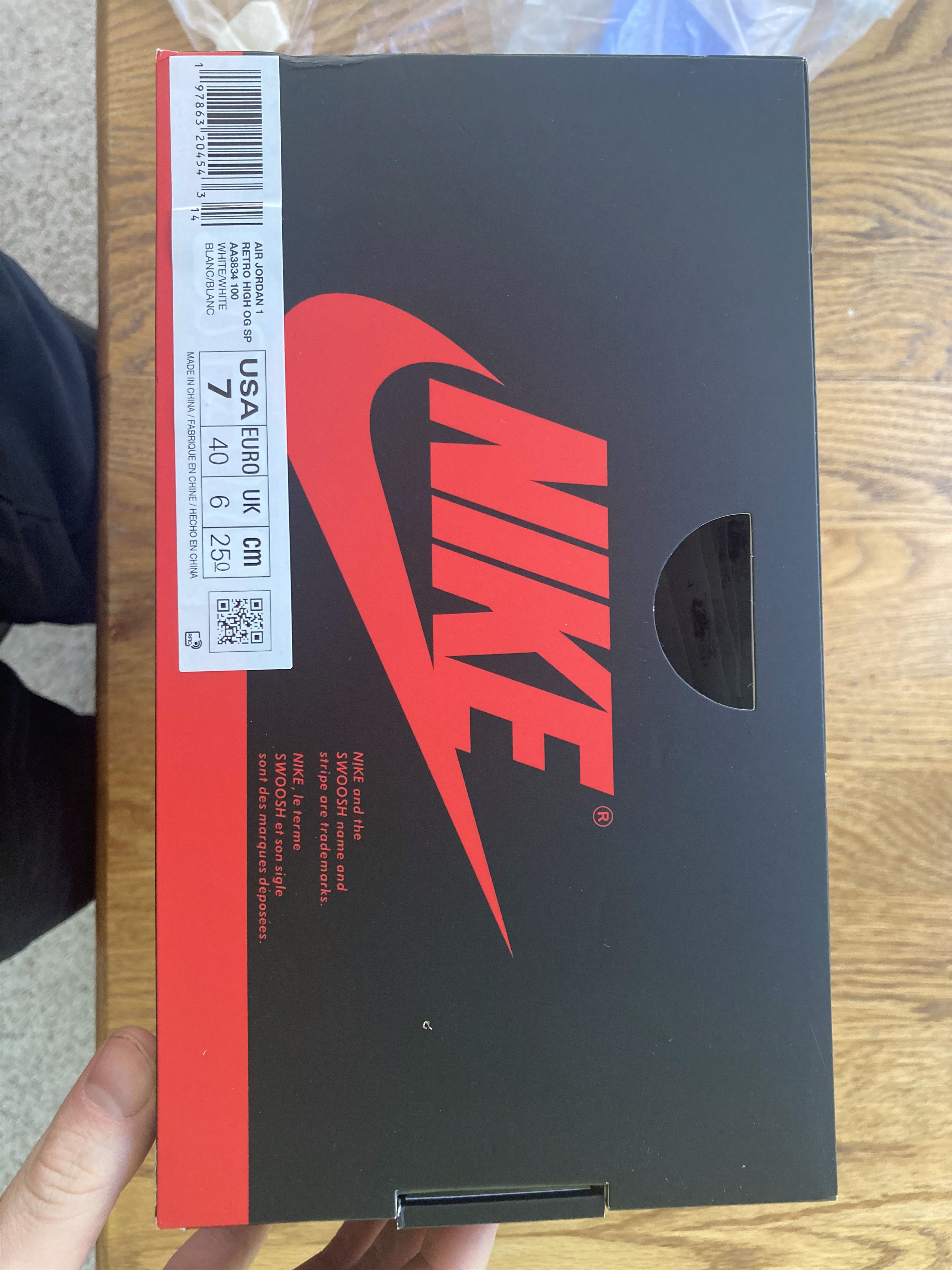 Jordan Brand × Off-White AIR JORDAN 1 HIGH OG X V.A.A. Size US 7 / EU 40 - 7 Thumbnail