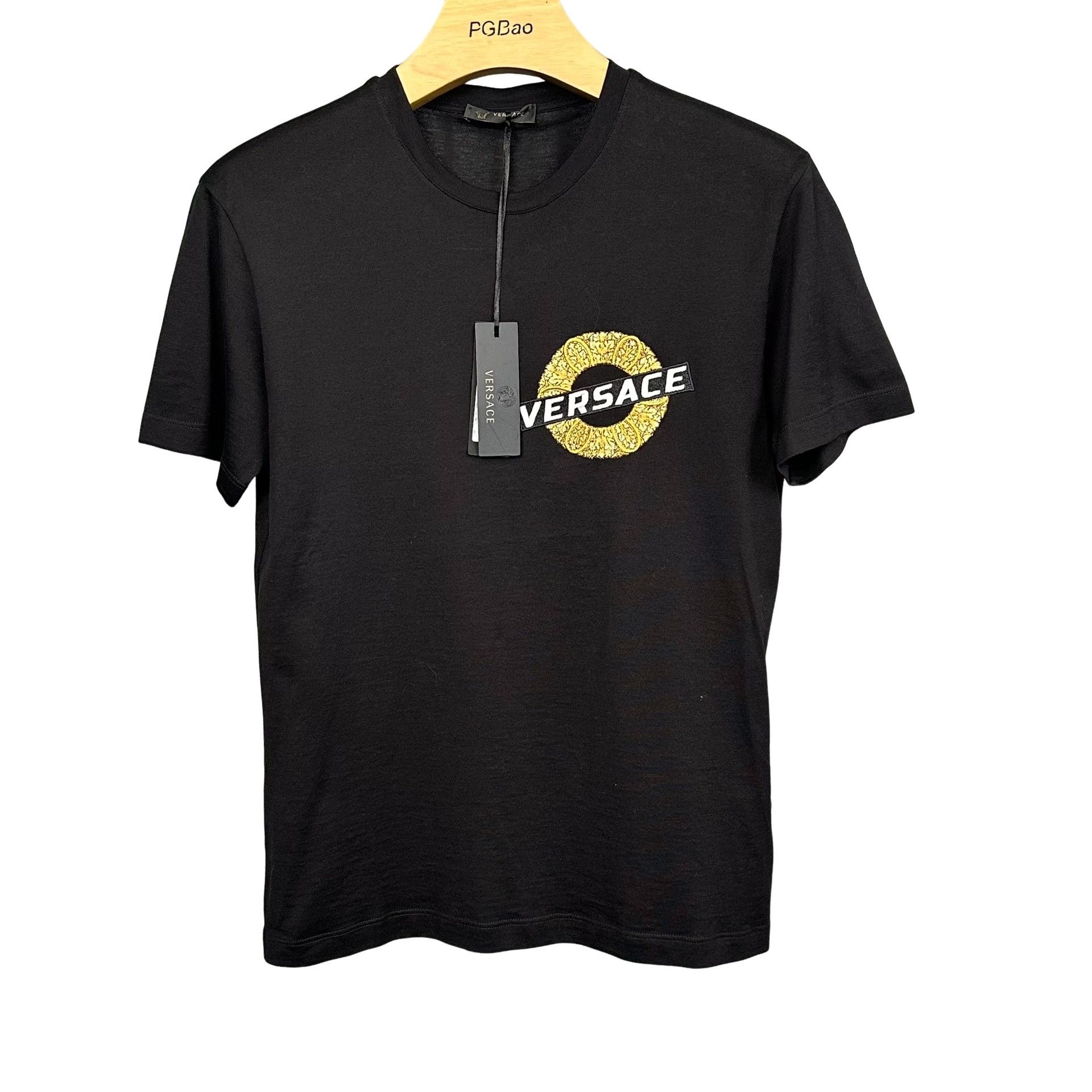 Versace Versace Gold Logo Embroidery T-Shirt XS Size US XS / EU 42 / 0 - 1 Thumbnail