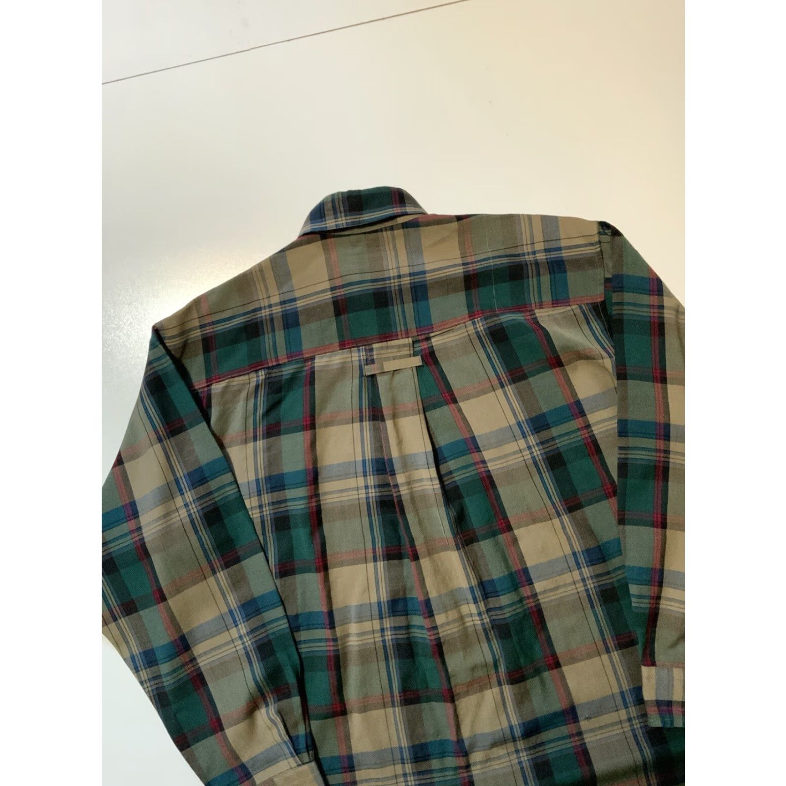 Pendleton Sir Pendleton Worsted Pure Virgin Wool Check Plaid L/S Button Front Shirt Sz. M Mens Wool Shirt Multicolor Plaid 50 Inch Chest 29 Inch Length Size US M / EU 48-50 / 2 - 4 Thumbnail