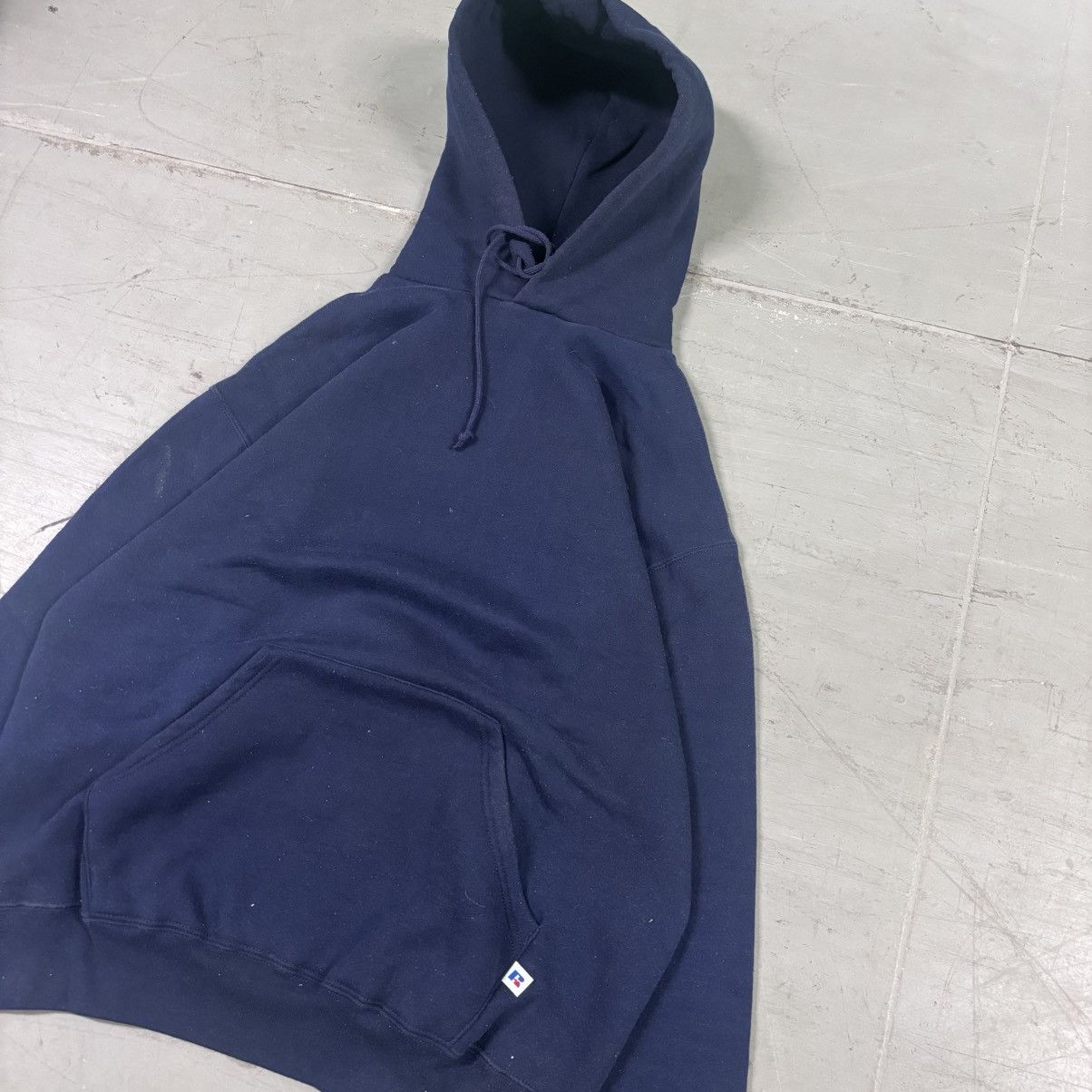 Russell Athletic × Vintage Vintage baggy crop fit navy Russell athletic hoodie Size US XL / EU 56 / 4 - 2 Thumbnail