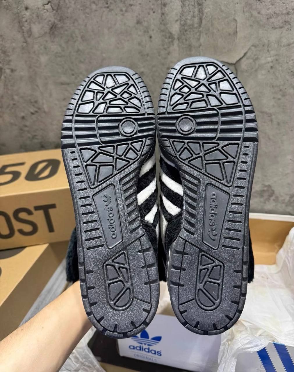 Jeremy Scott Adidas Jeremy Scott Wings Panda Bear sneakers Size US 11 / EU 44 - 2 Thumbnail