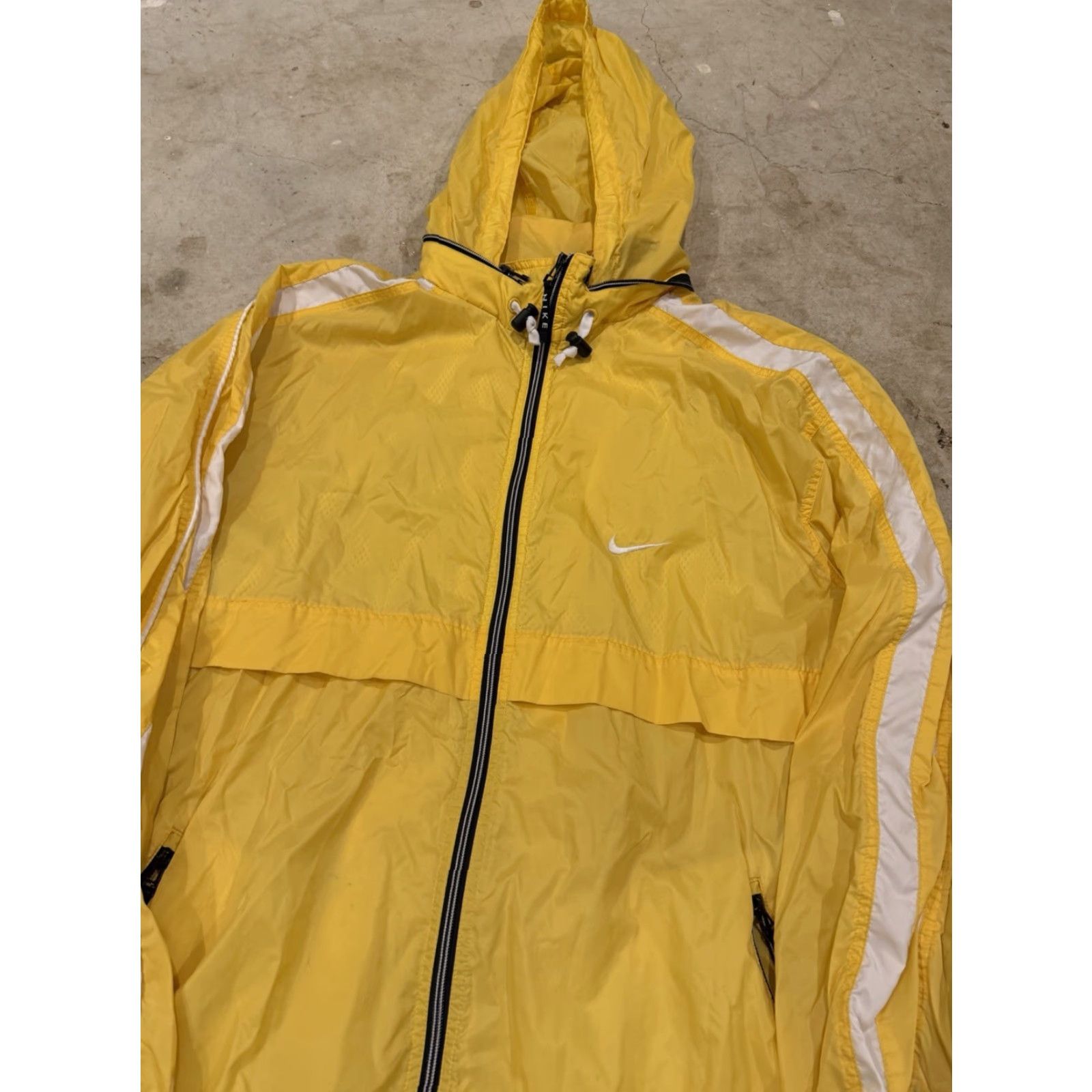 Nike VINTAGE Nike Windbreaker Zip Up Yellow XL 90s Breathable Y2K Jacket Men Size US XL / EU 56 / 4 - 5 Thumbnail