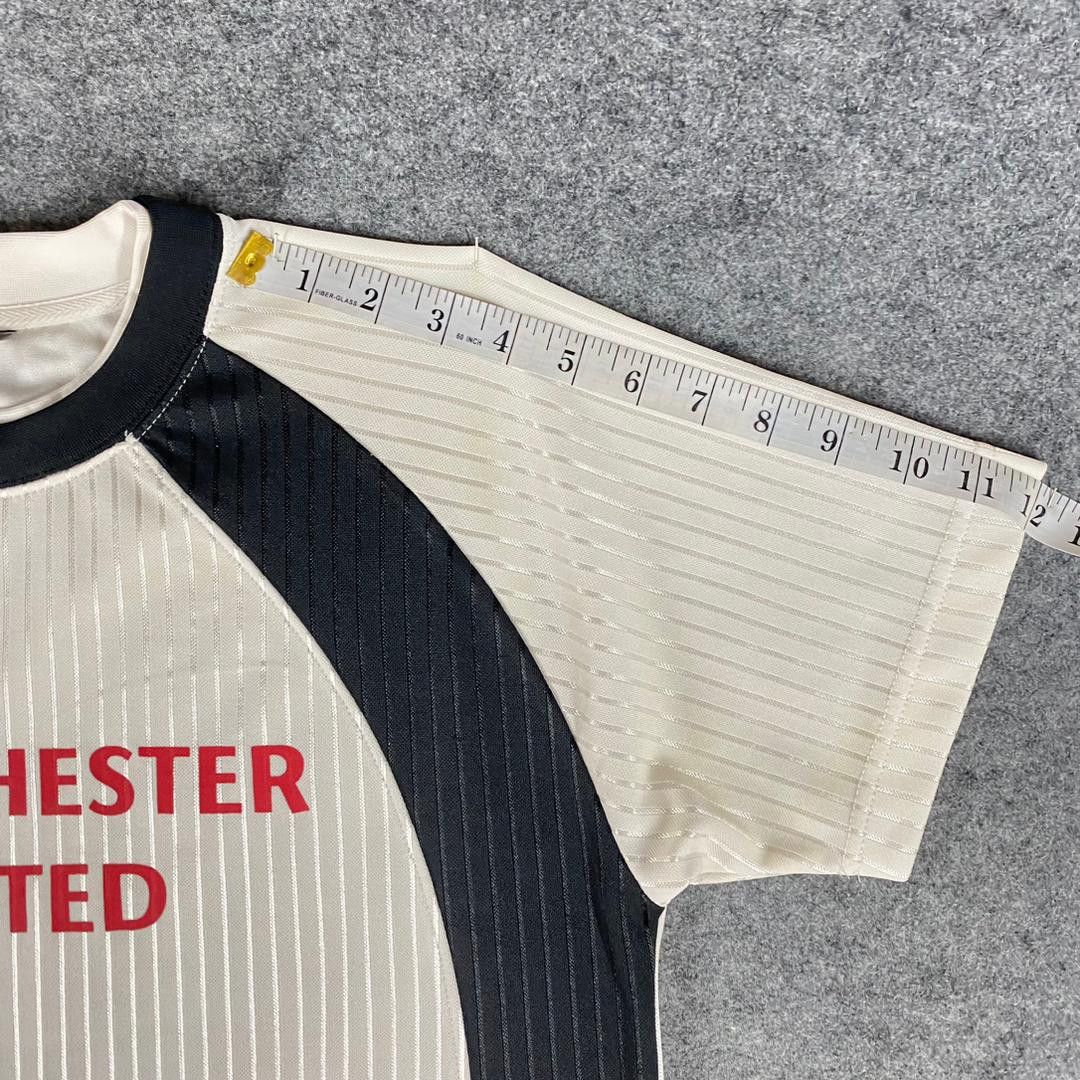 Other Vintage Manchester United Jersey Size US M / EU 48-50 / 2 - 9 Thumbnail
