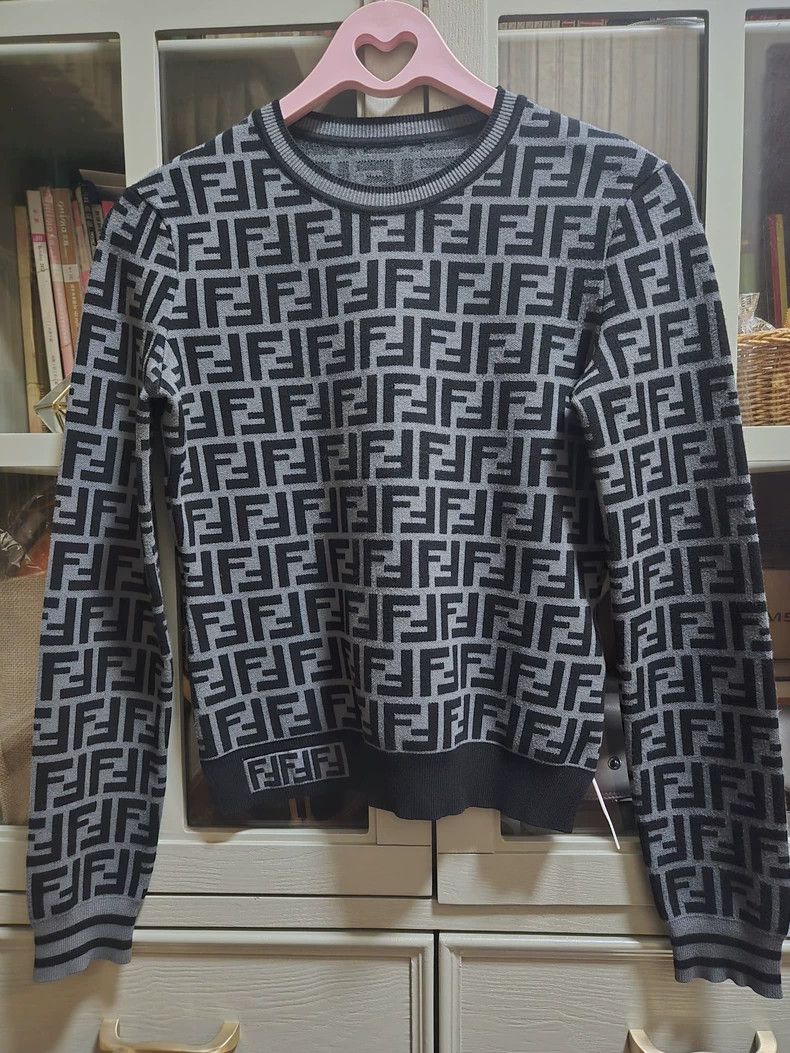 Fendi Fendi size 38 Full-print knitwear Size US XXS / EU 40 - 1 Thumbnail
