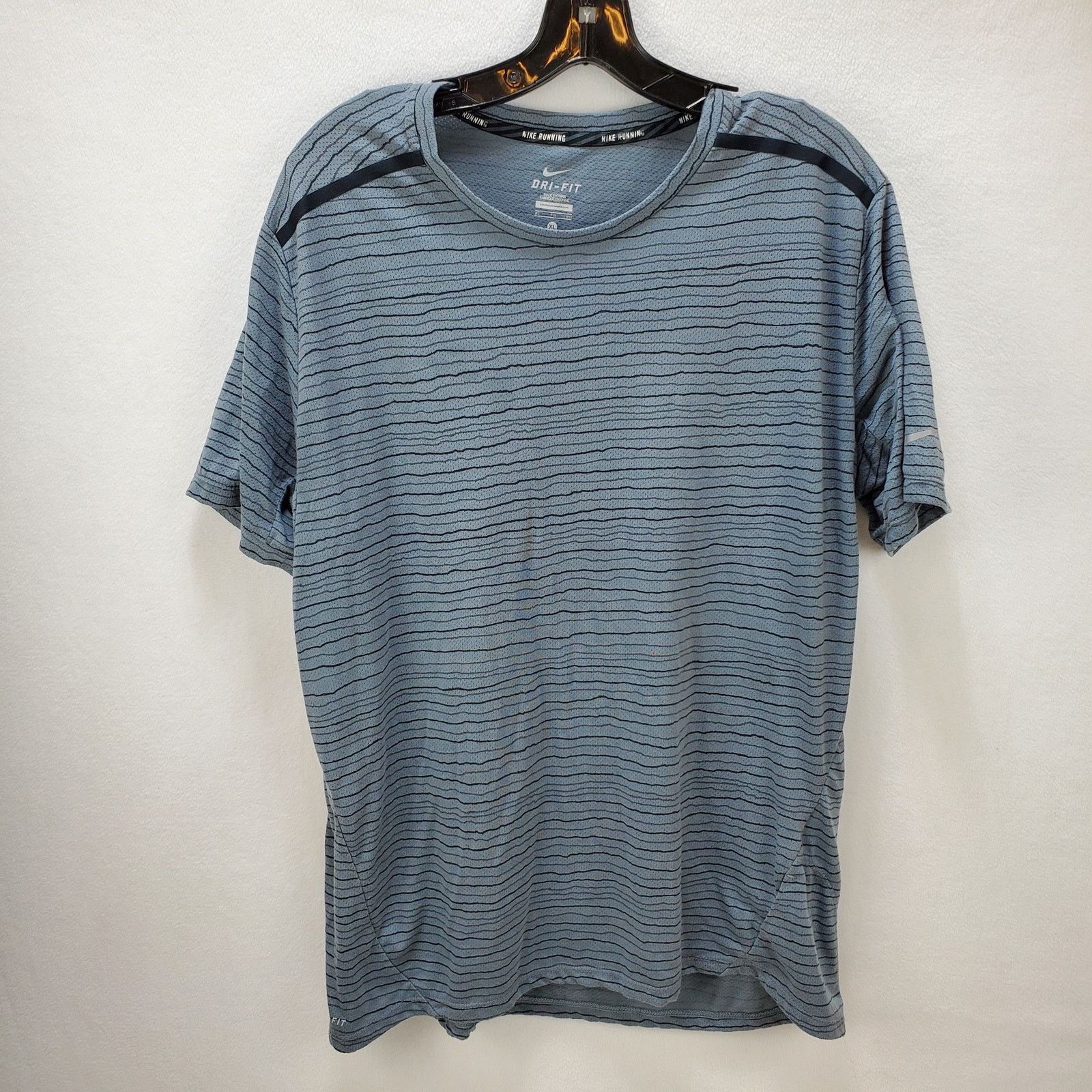 Nike Nike Running Shirt Tee Mens XL Dri Fit Cool Tailwind Striped Size US XL / EU 56 / 4 - 1 Thumbnail