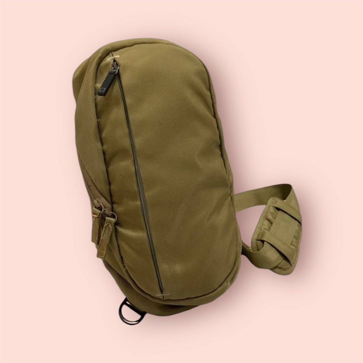 Japanese Brand × Jun Takahashi × Uniqlo LIMITED EDITION UNIQLO ESSENTIAL UTILITY CROSSBODY BODYBAG Size ONE SIZE - 4 Thumbnail