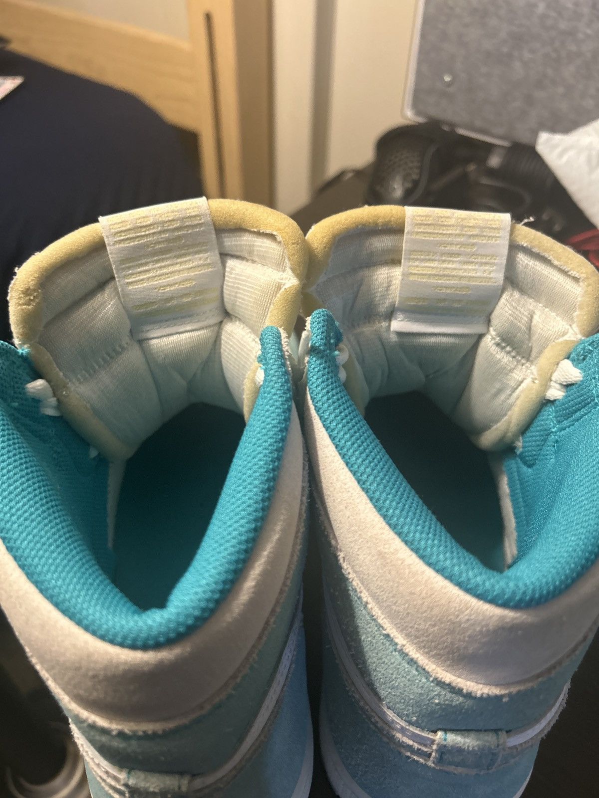 Jordan Brand Air Jordan 1 Retro High OG 'Turbo Green' Size US 10.5 / EU 43-44 - 7 Thumbnail