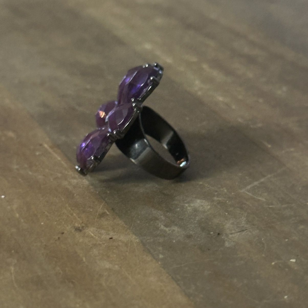Vintage Vintage purple gemstone flower ring Size ONE SIZE - 5 Thumbnail