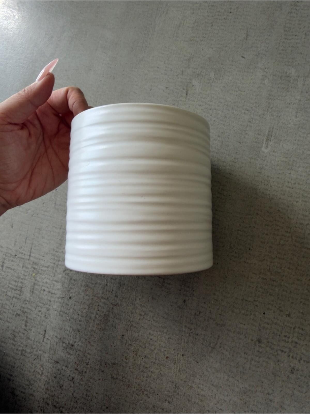 Other Ceramic Planter / Ribbed Modern Minimal / White Size ONE SIZE - 4 Thumbnail