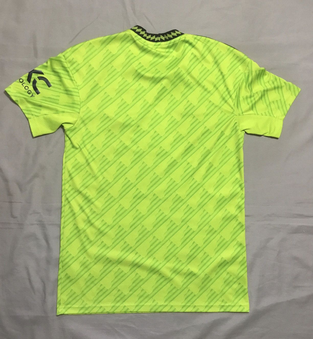Adidas Adidas Manchester United 22/23 3rd Football Shirt Size XS Size US XS / EU 42 / 0 - 2 Thumbnail