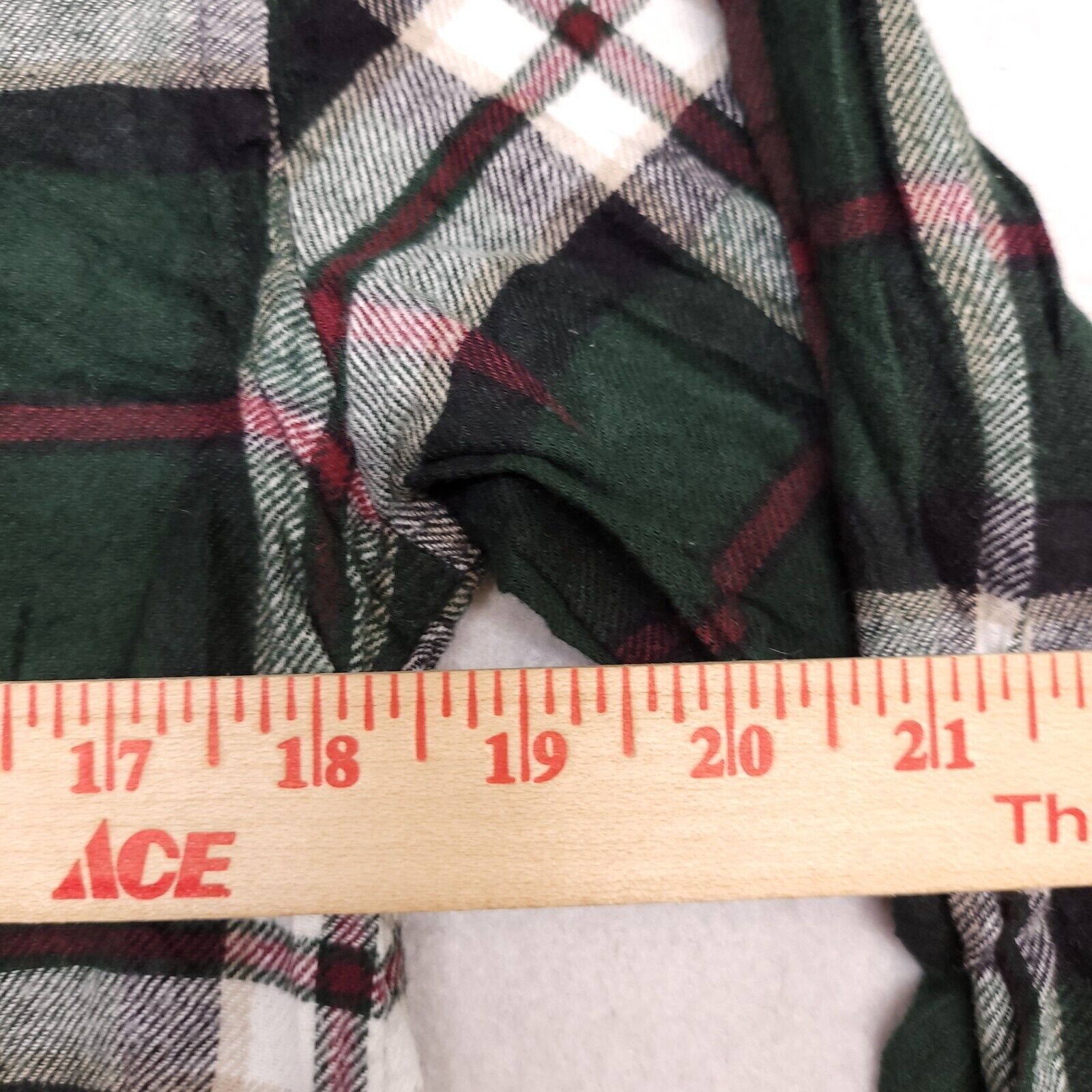 Croft & Barrow Croft & Barrow Tartan Flannel Shirt Mens Size Large L Green Size US L / EU 52-54 / 3 - 8 Thumbnail