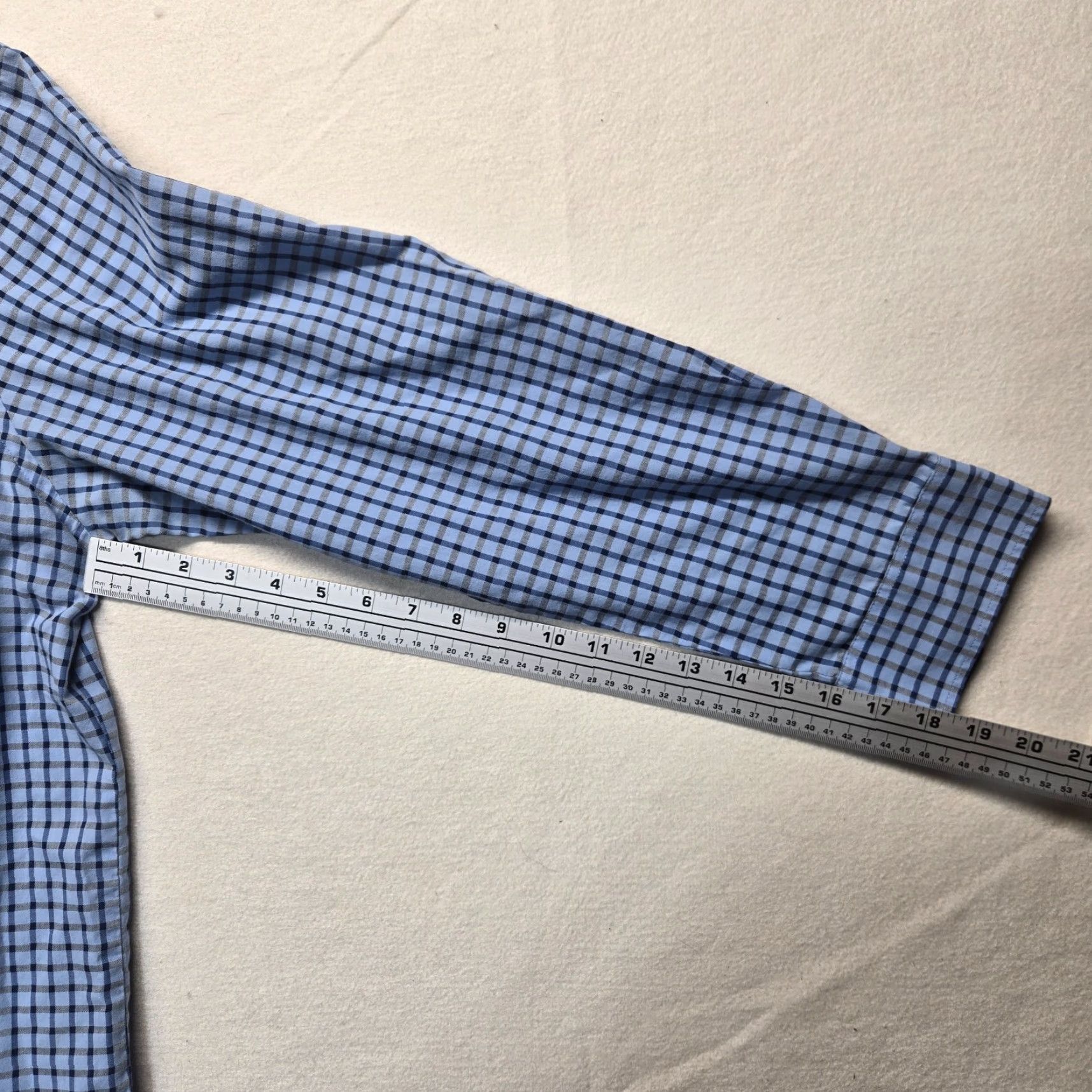 Van Heusen Van Heusen Shirt Button-Up Blue Check Adult Men L 16 16.5 Cotton Short Sleeve 48-in Chest Regular 60s Modern Mens Size US L / EU 52-54 / 3 - 5 Thumbnail