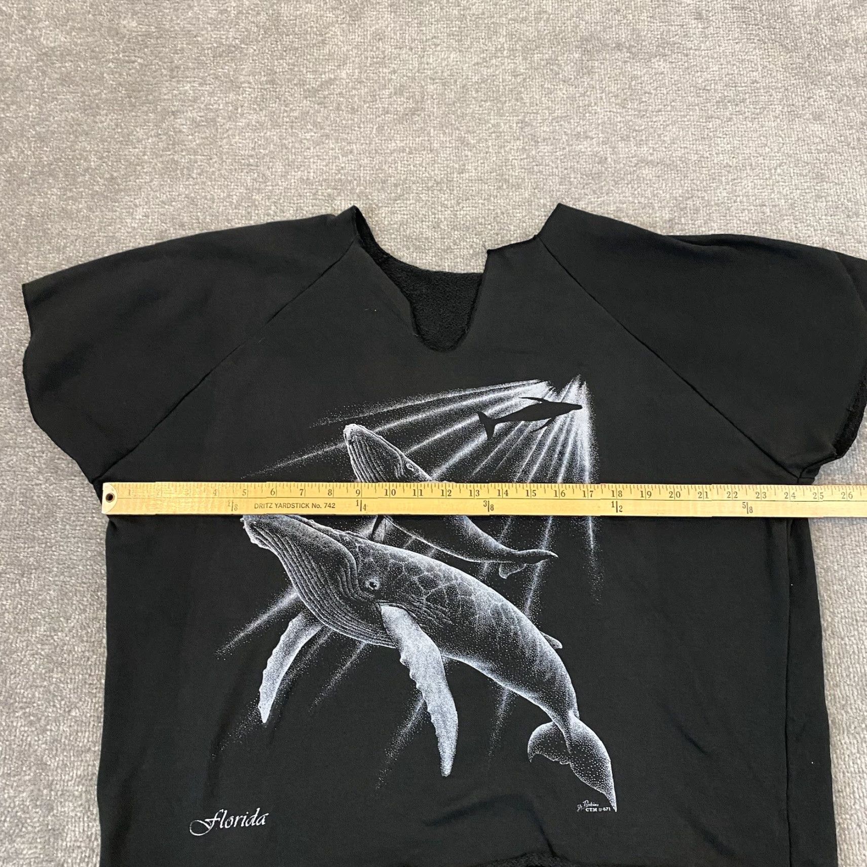 Vintage VINTAGE Whale Shirt Mens One Size Black Animal Nature Florida Rag Gym 90s S/S Size US M / EU 48-50 / 2 - 6 Thumbnail