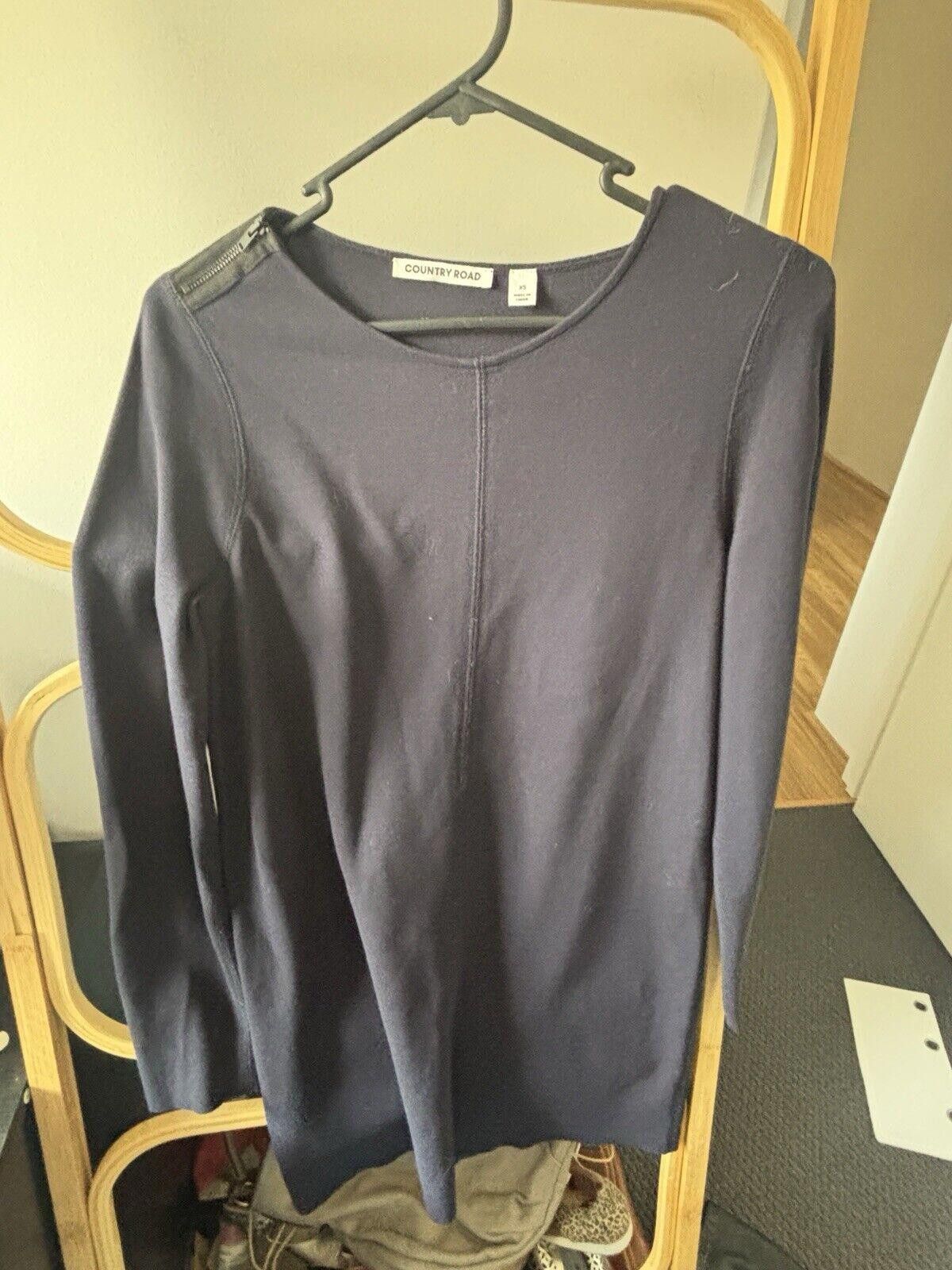 Country Road Country Road Long Sleeve Navy Top size XS Size XS / US 0-2 / IT 36-38 - 1 Thumbnail