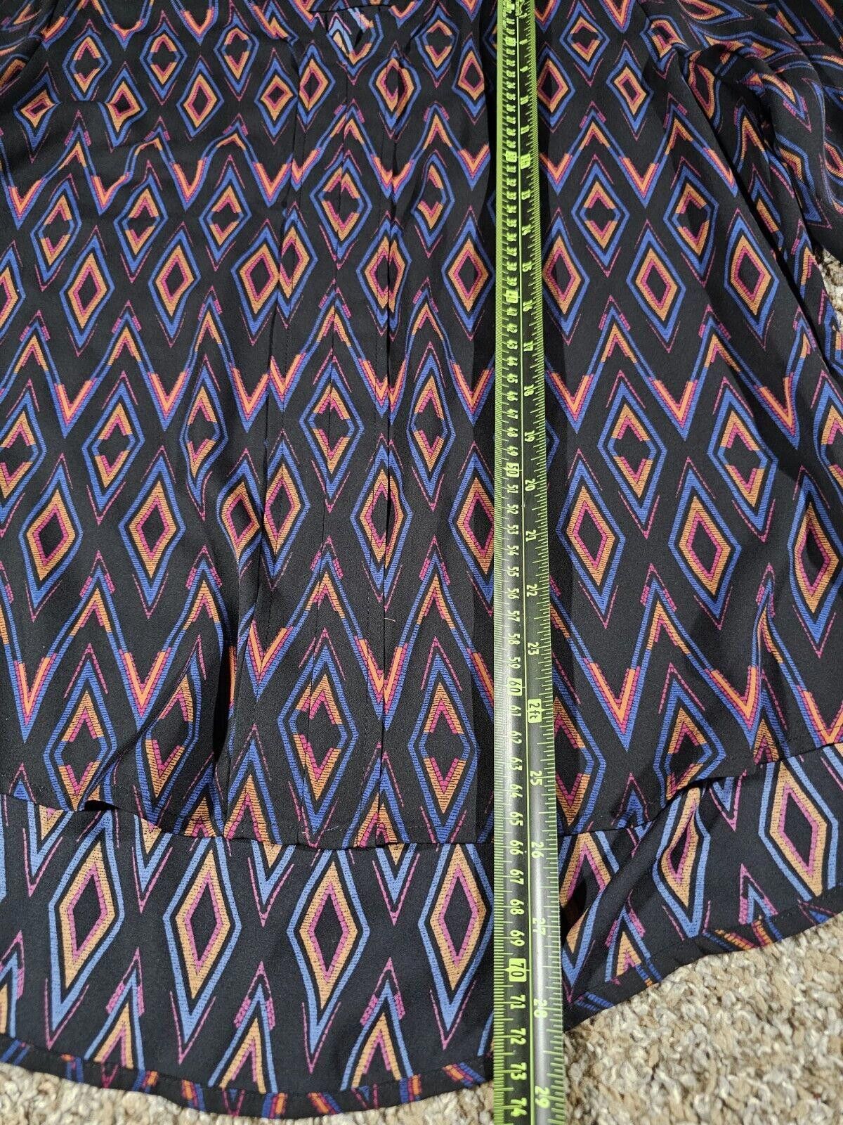 Designer Allison Joy geometric diamonds Medium vneck made in USA Size M / US 6-8 / IT 42-44 - 5 Thumbnail