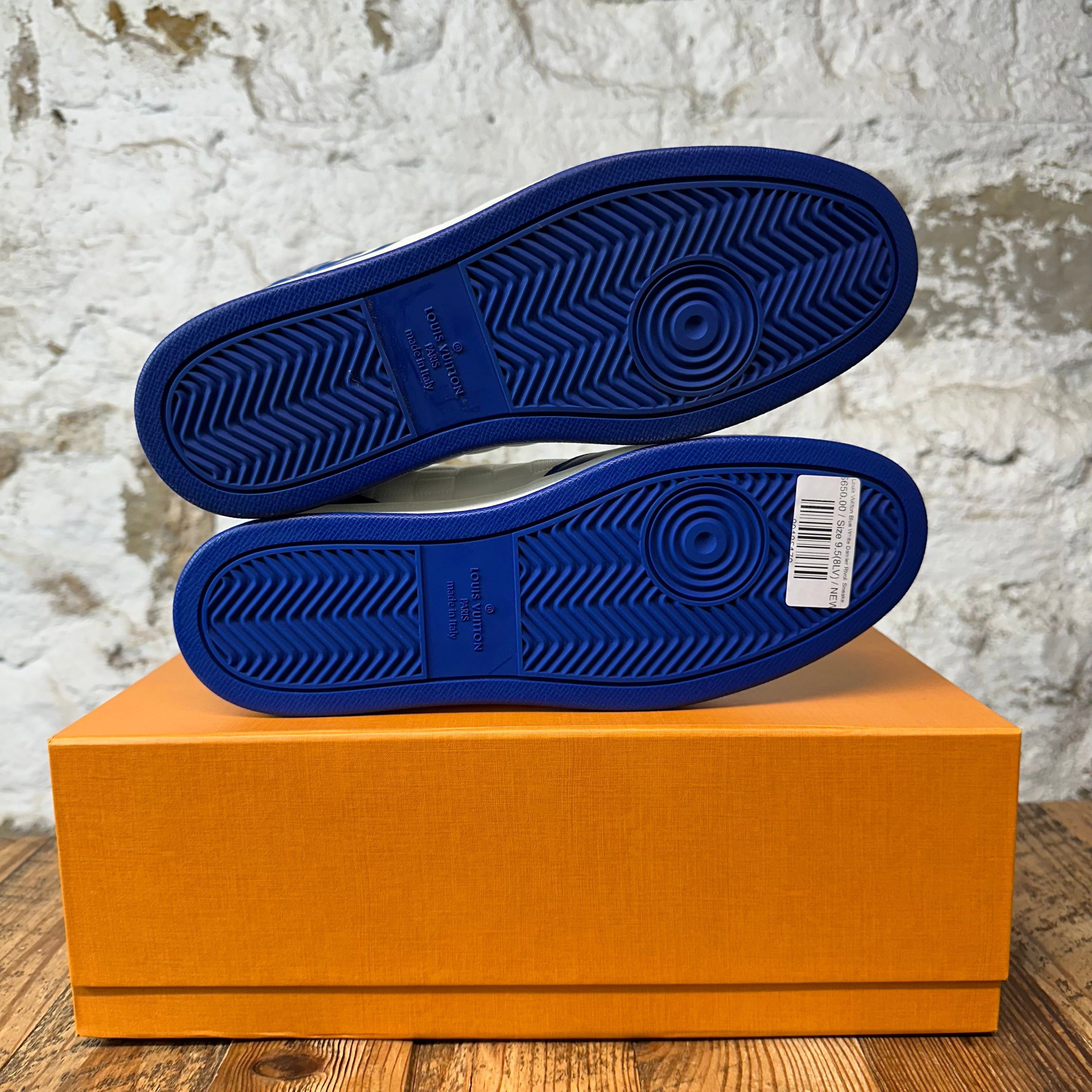 Louis Vuitton Louis Vuitton Blue White Damier Rivoli Sneaker Sz 9.5 (8LV) Size US 9.5 / EU 42-43 - 4 Thumbnail