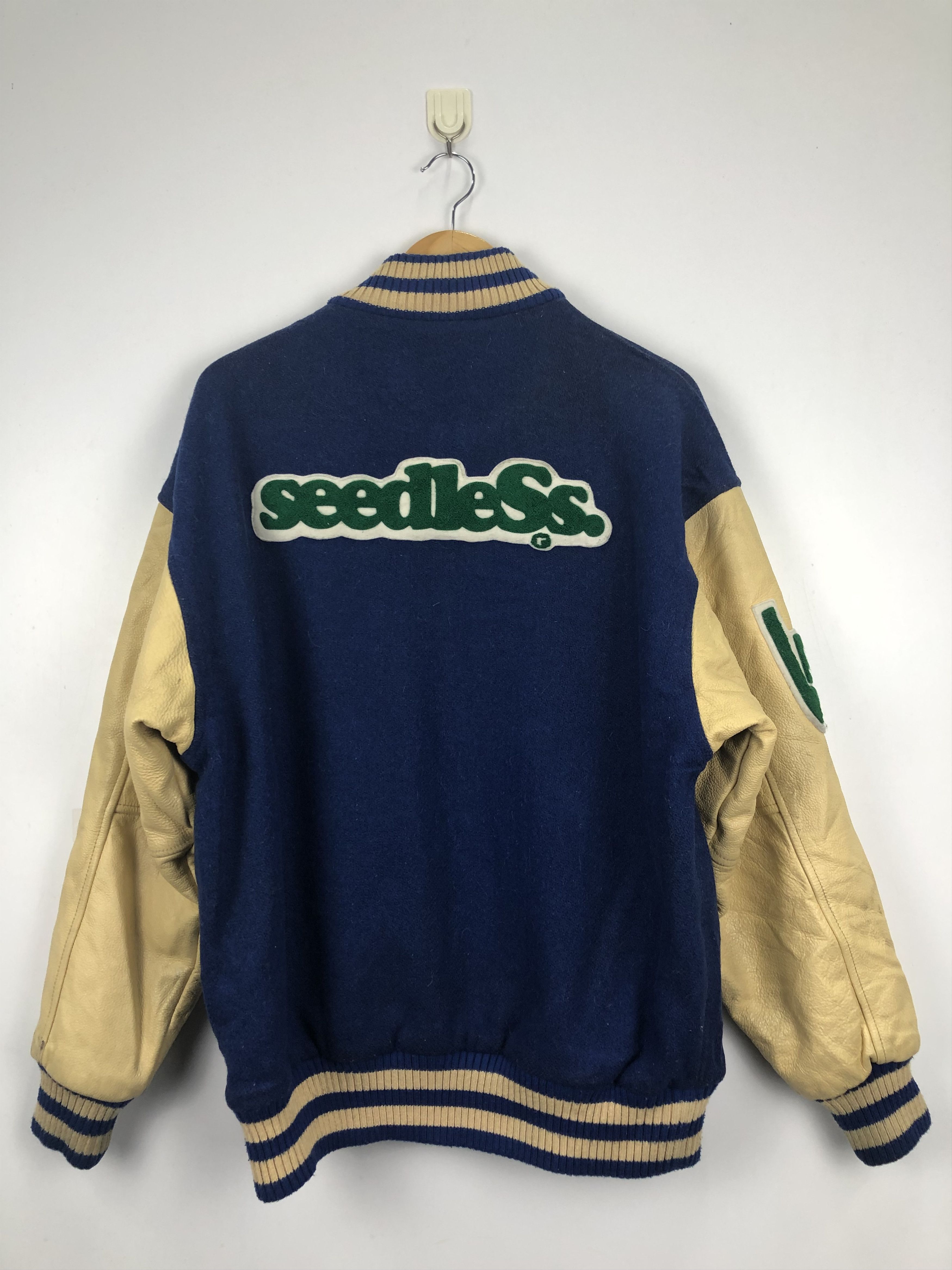 Japanese Brand Vintage 90s Seedless Leather Sleeve Varsity Jacket V0375 Size US M / EU 48-50 / 2 - 3 Thumbnail