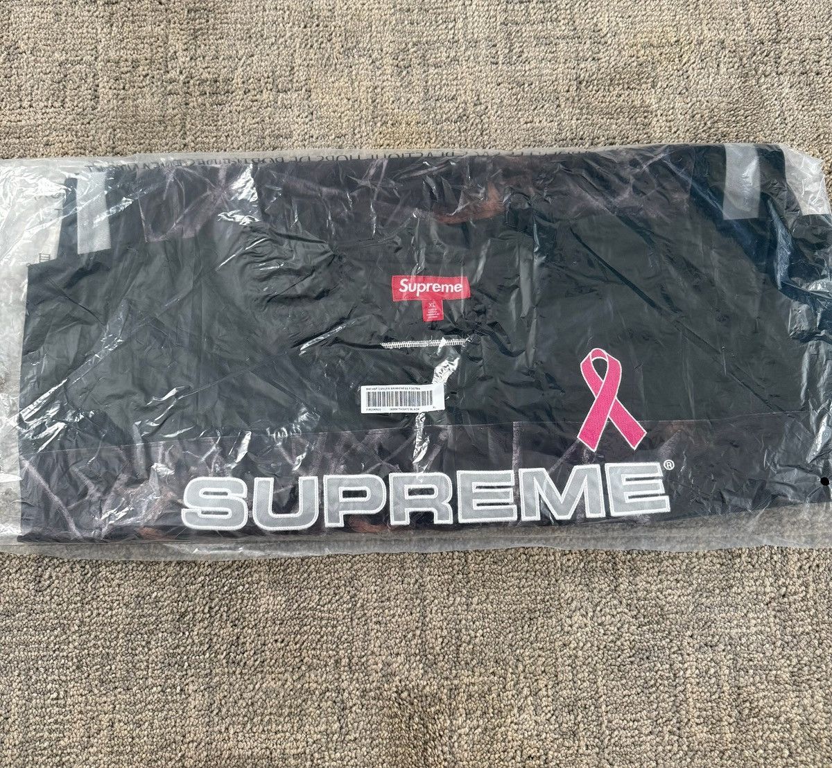 Supreme Supreme Breast Cancer Awareness Football Jersey Size US XL / EU 56 / 4 - 6 Thumbnail