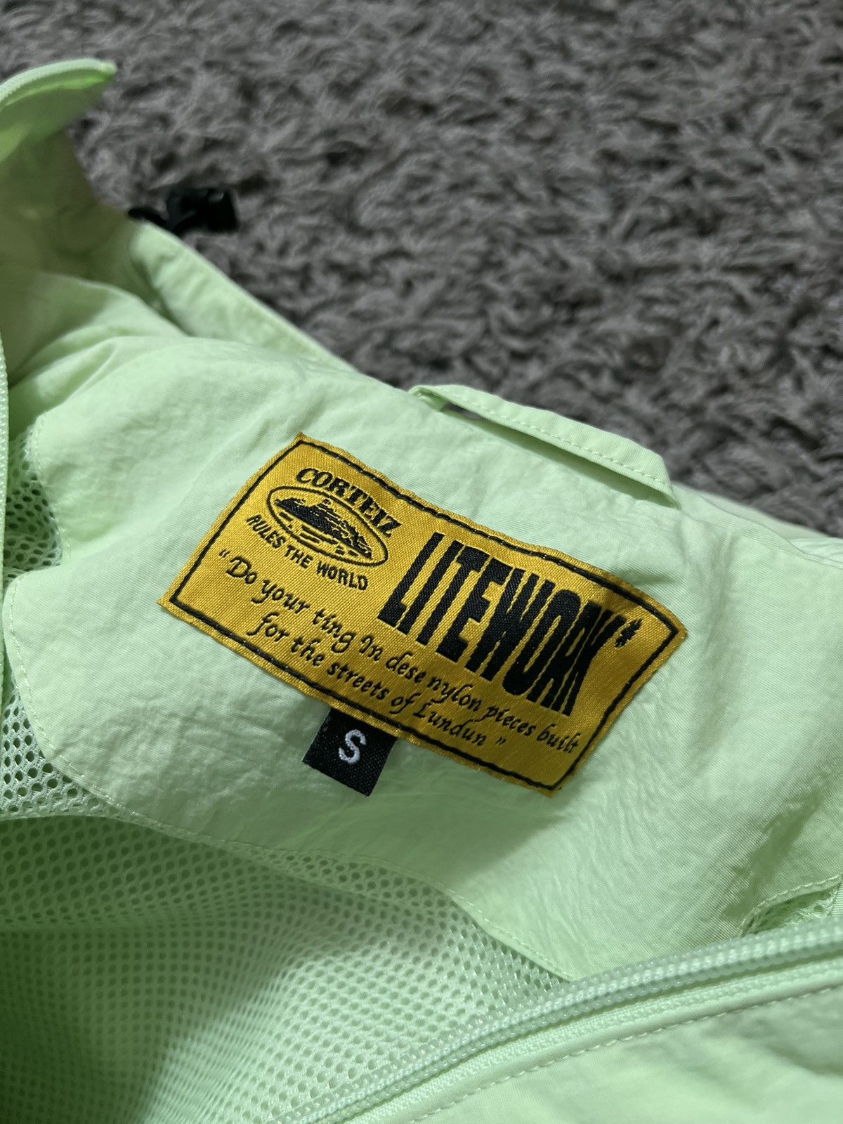 CORTEIZ SPRING NYLON GORPCORE JACKET MINT COLOR SIZE S