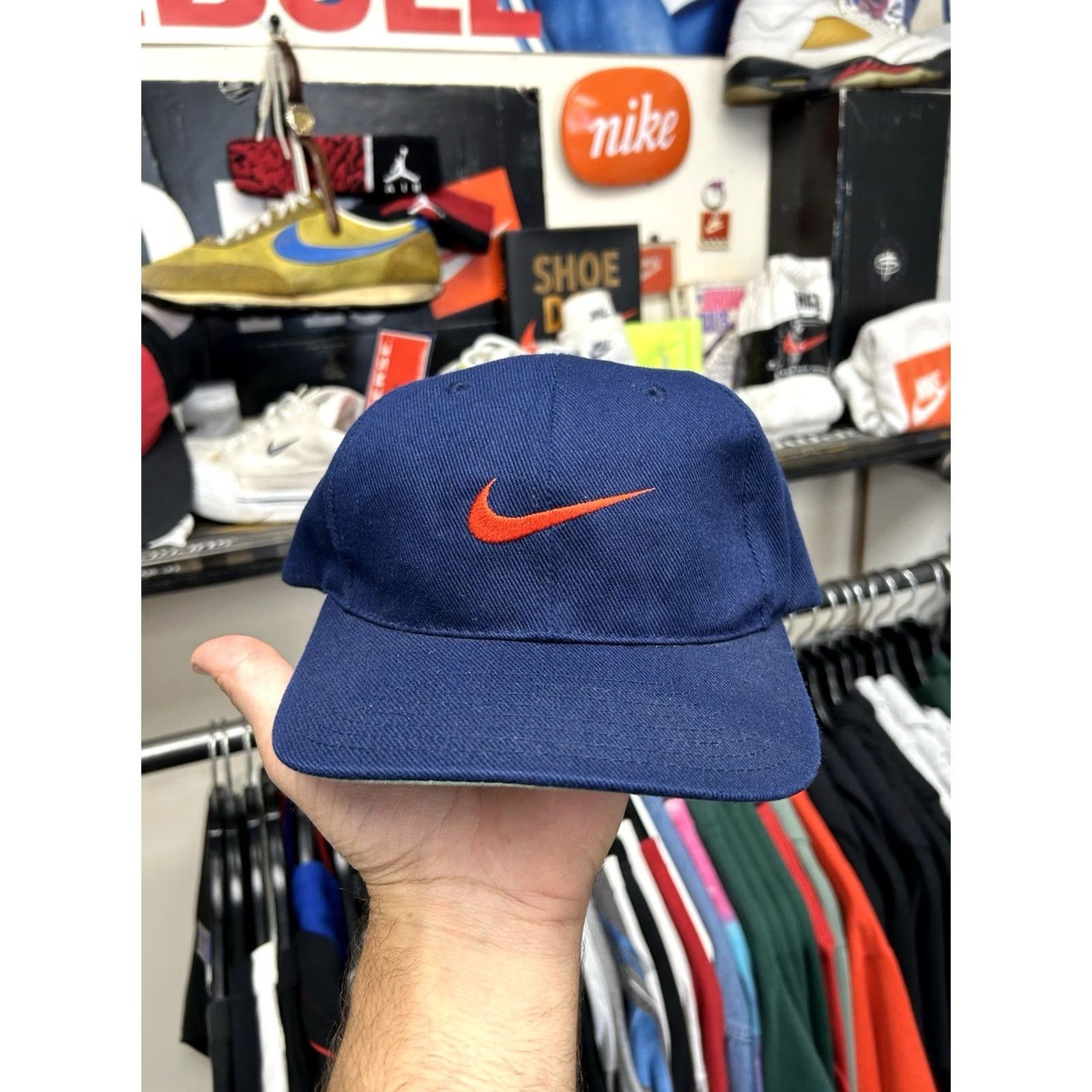 Nike VINTAGE Nike SnapBack Hat 90s Swoosh Logo Embroidered Navy/Red Taiwan One Size Unisex Adults Size ONE SIZE - 2 Thumbnail
