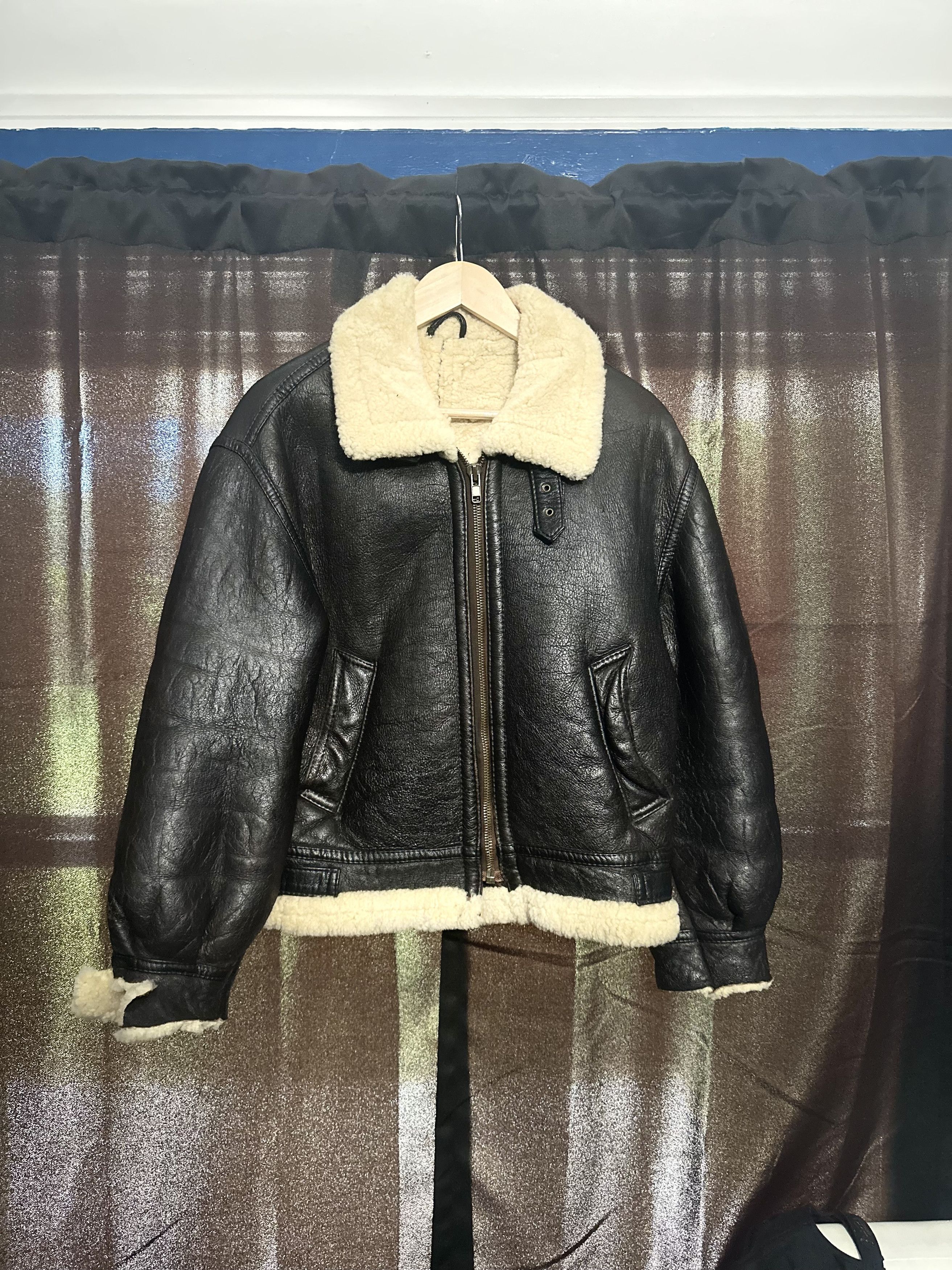 image of Vintage Usaf Type G-8 Leather Shearling Jacket Made In Usa in Black/Brown, Men's (Size Small)