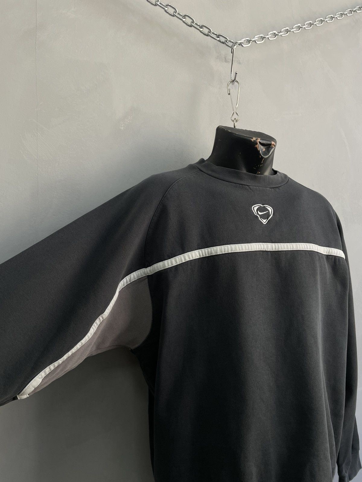 Nike Nike retro casual centr logo mini swoosh washed sweatshirt Size US M / EU 48-50 / 2 - 4 Thumbnail