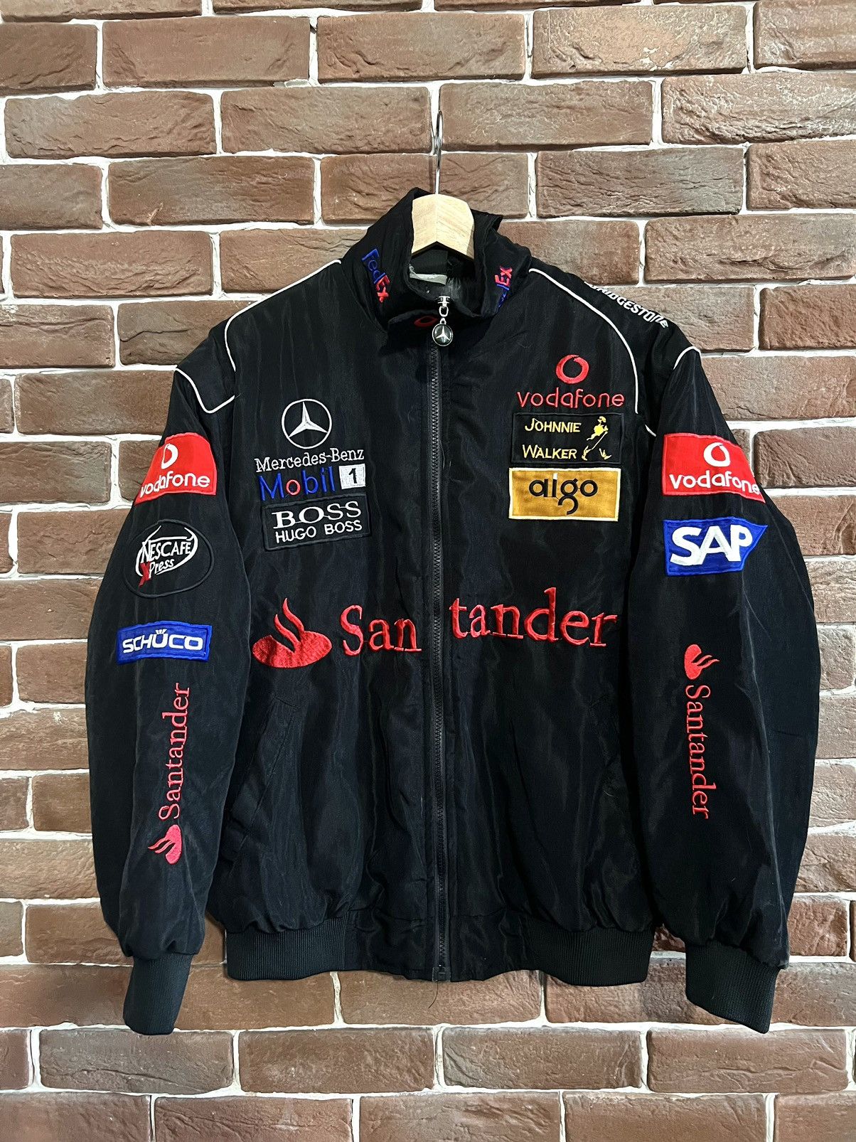 Mercedes Benz × Racing × Vintage Mercedes Benz McLaren Vintage Racing ...