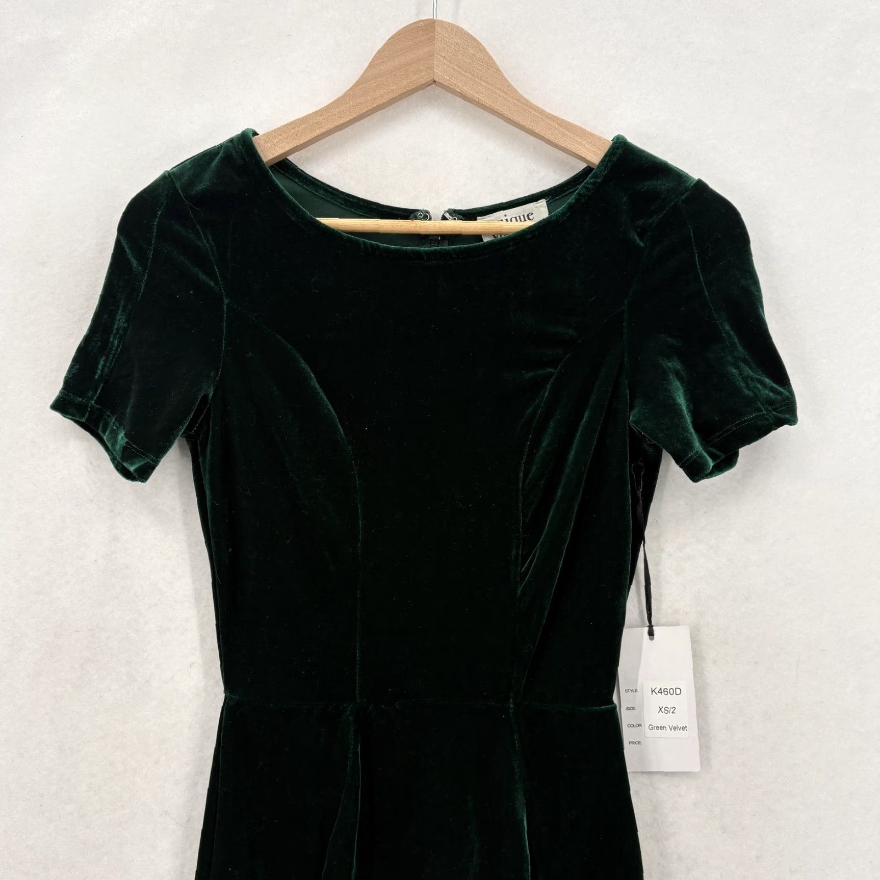 Vintage UniqueVintage Dress Womens XS/2 Green Velvet Short Sleeve Midi Pencil Party NWT Size 26" / US 2 / IT 38 - 2 Thumbnail
