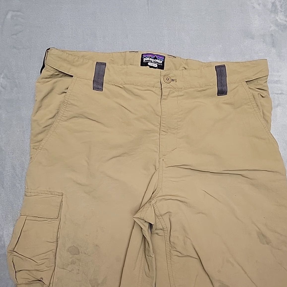 Patagonia Patagonia Pants Men XL 36x30 Nylon Cargo Pockets Outdoor Hiking Gorp Beige 36in Inseam Mens Pants Size US 36 / EU 52 - 6 Thumbnail