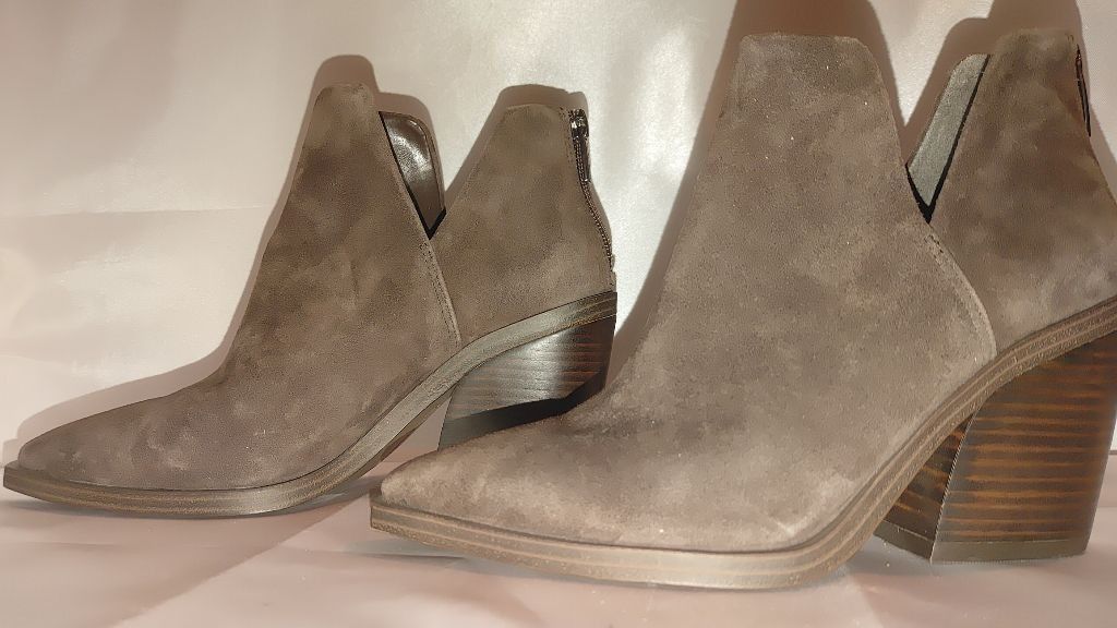 Vince Camuto Vince Cam uto Gigietta Suede Booties Size 6.5 NWOT Size US 6.5 / IT 36.5 - 3 Thumbnail