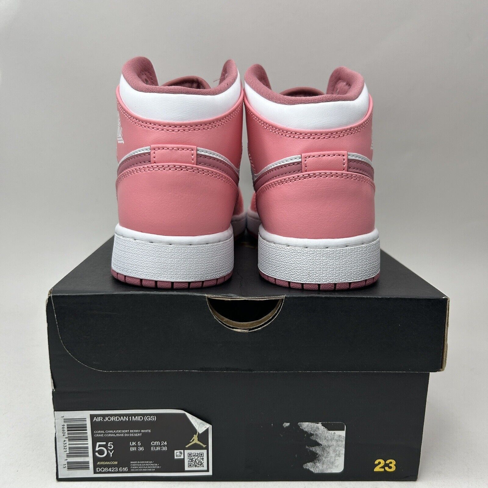 Nike Nike Air Jordan 1 Retro Mid GS “Valentines Day/Coral Pink” Size US 7 / IT 37 - 4 Thumbnail