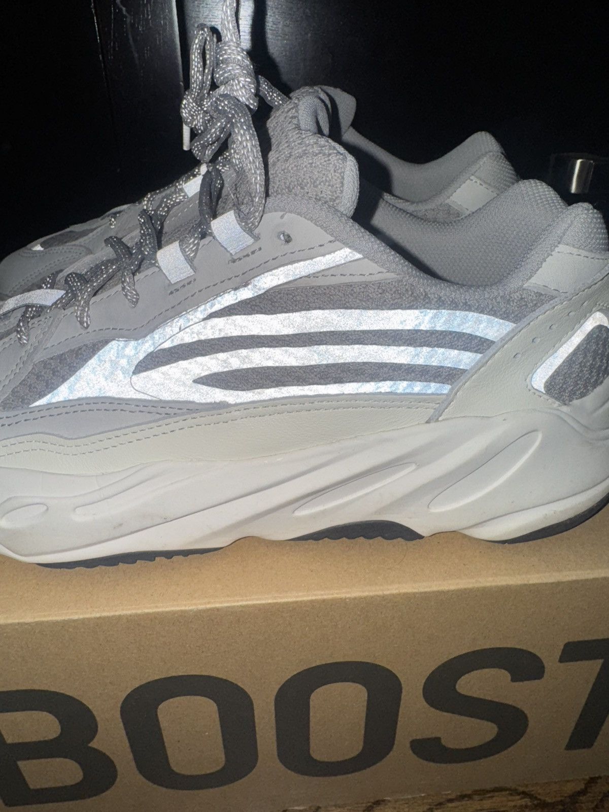 Adidas Adidas Yeezy 700 V2 'Static' Size US 10 / EU 43 - 7 Thumbnail