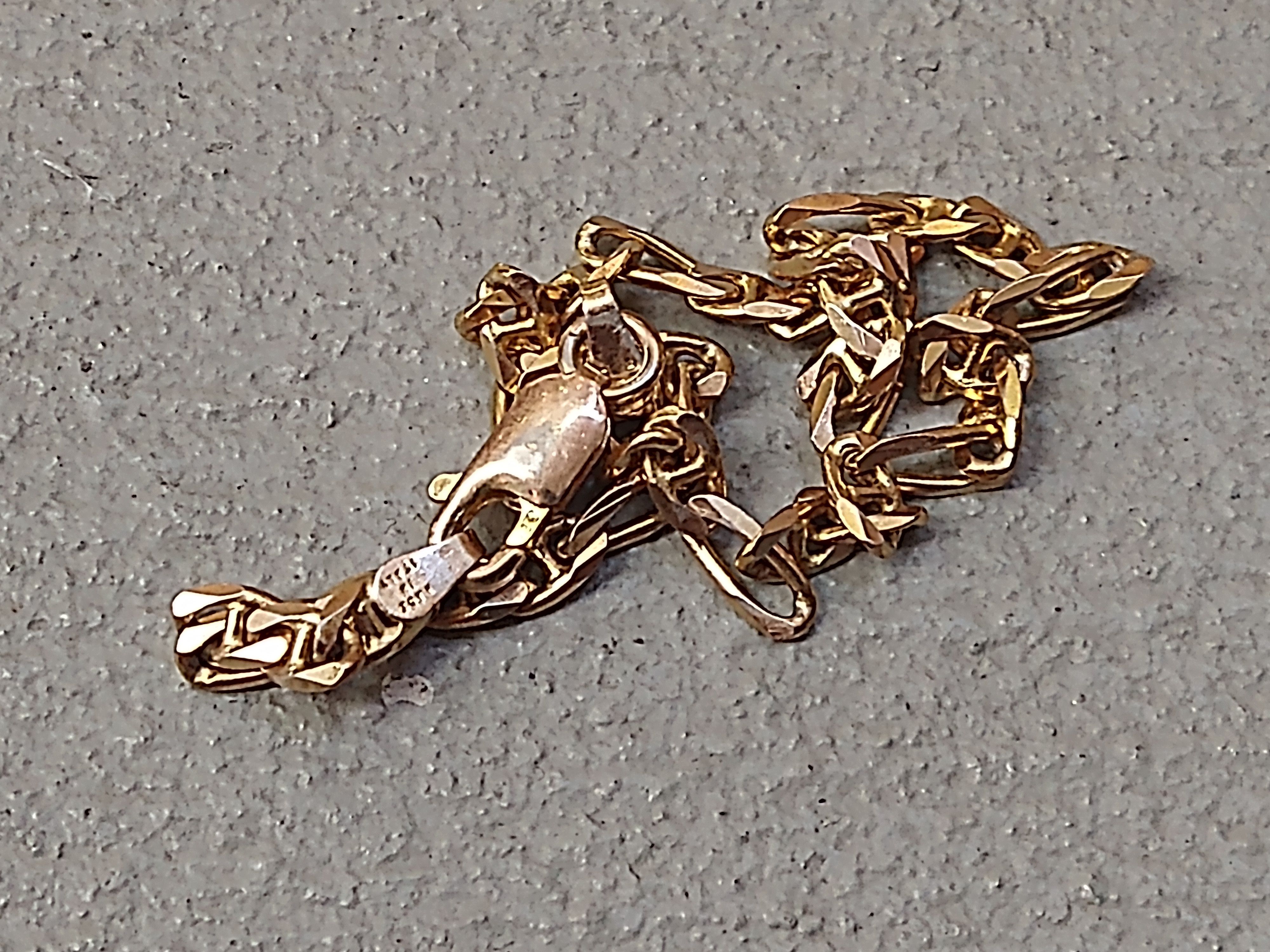 Jewelry Vintage Sterling Silver Bracelet Figaro Mariner 8" Gold Tone Size ONE SIZE - 9 Thumbnail