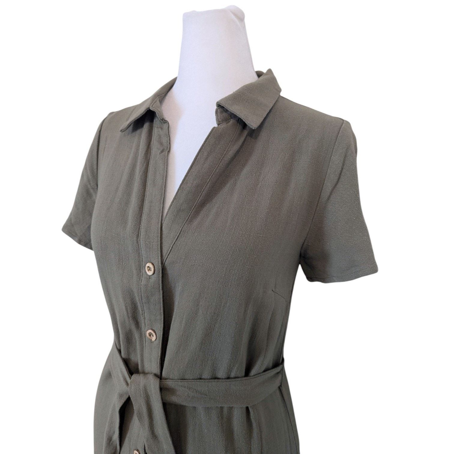 Lulus NWT Lulus Italian Summer Olive Green Linen Button-Up Dress Size XS / US 0-2 / IT 36-38 - 4 Thumbnail