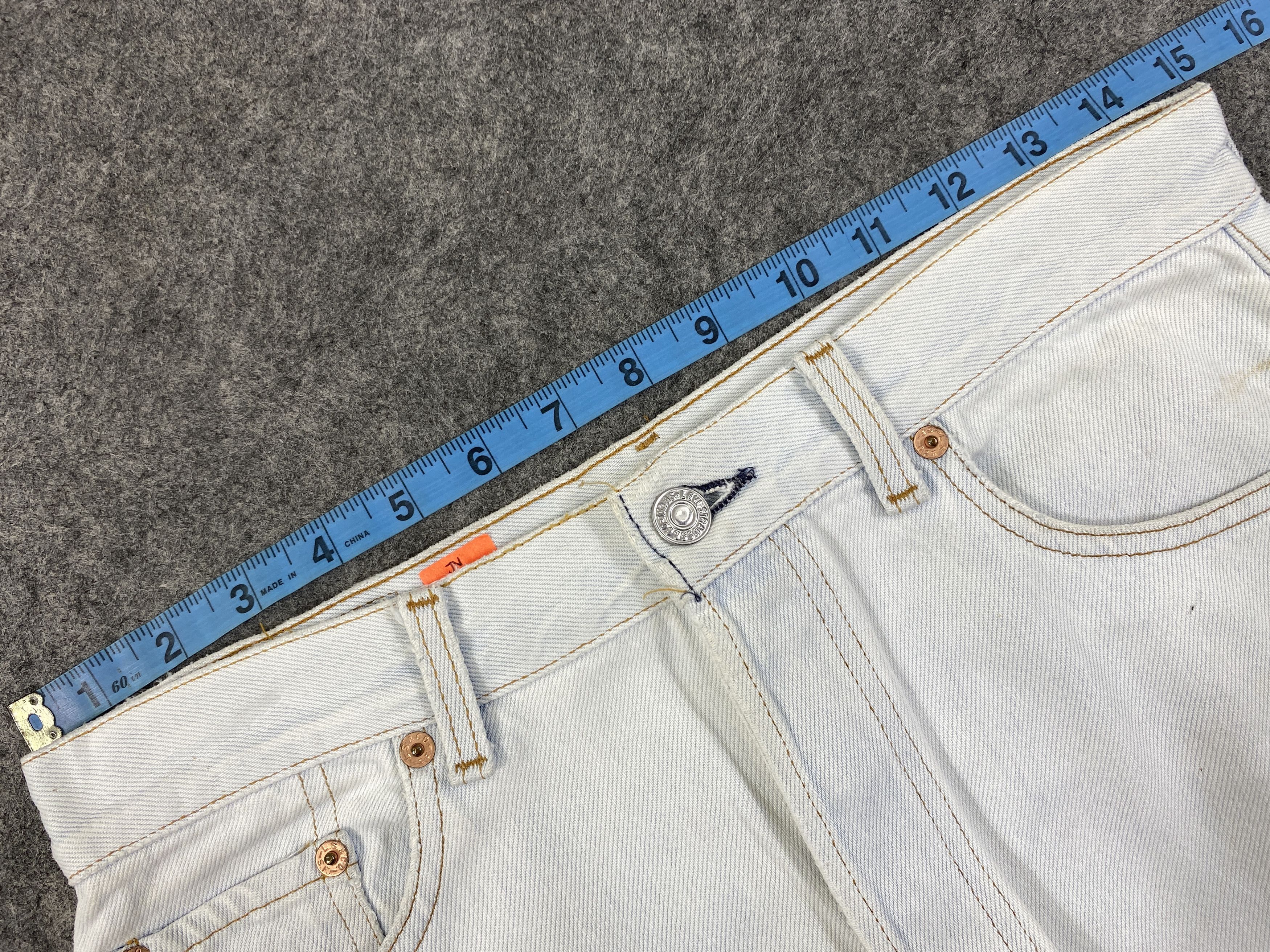 Levi's 90's Light Wash Vintage Levi's USA 501 30x33.5 Denim -JN2487 Size US 31 - 5 Thumbnail