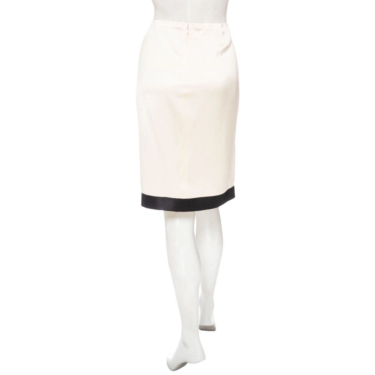 Chanel Chanel Vintage Silk CC Detail Skirt Fall 2003 Size 28" / US 6 / IT 42 - 5 Thumbnail